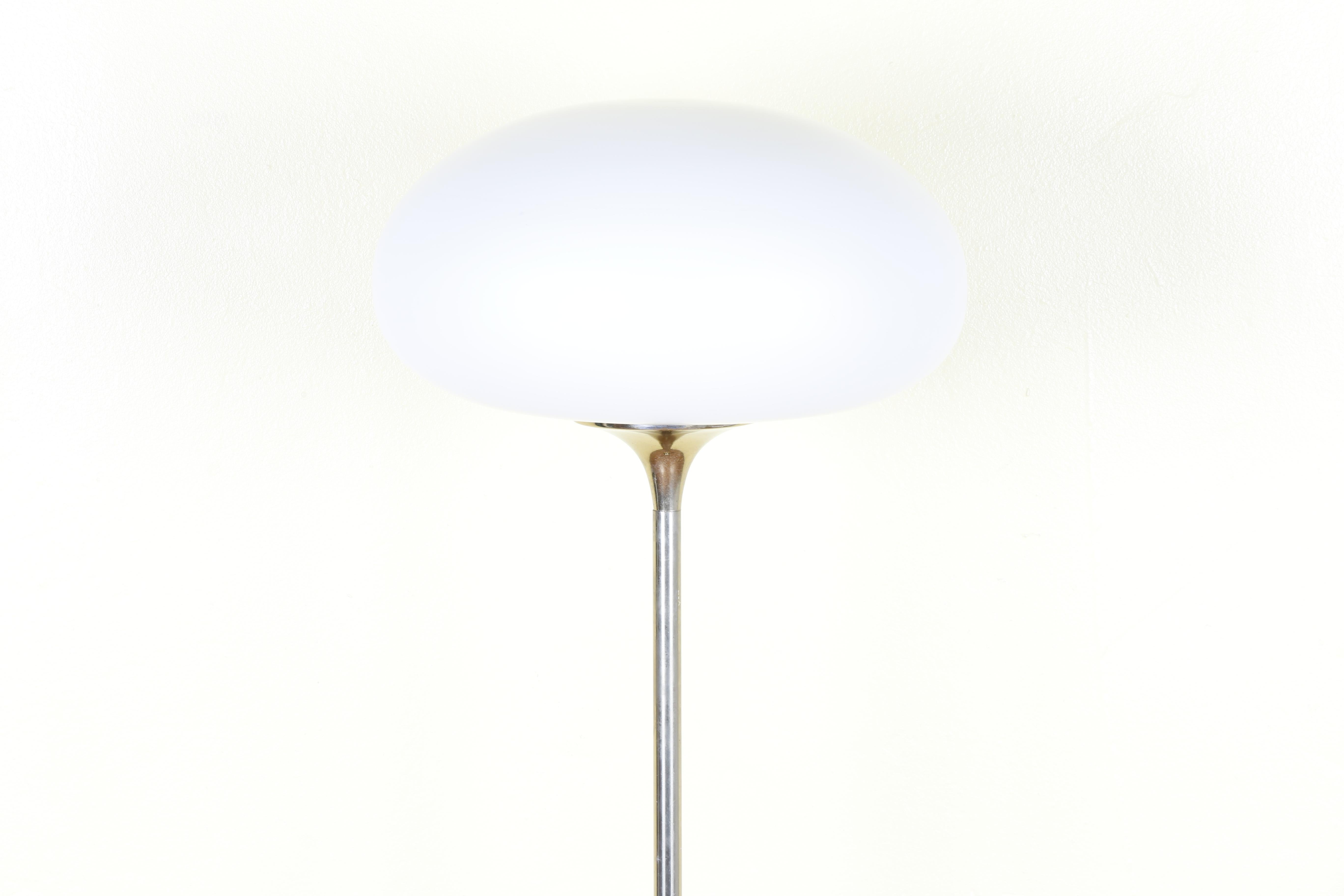 Unknown Laurel Mushroom Floor Lamp For Sale