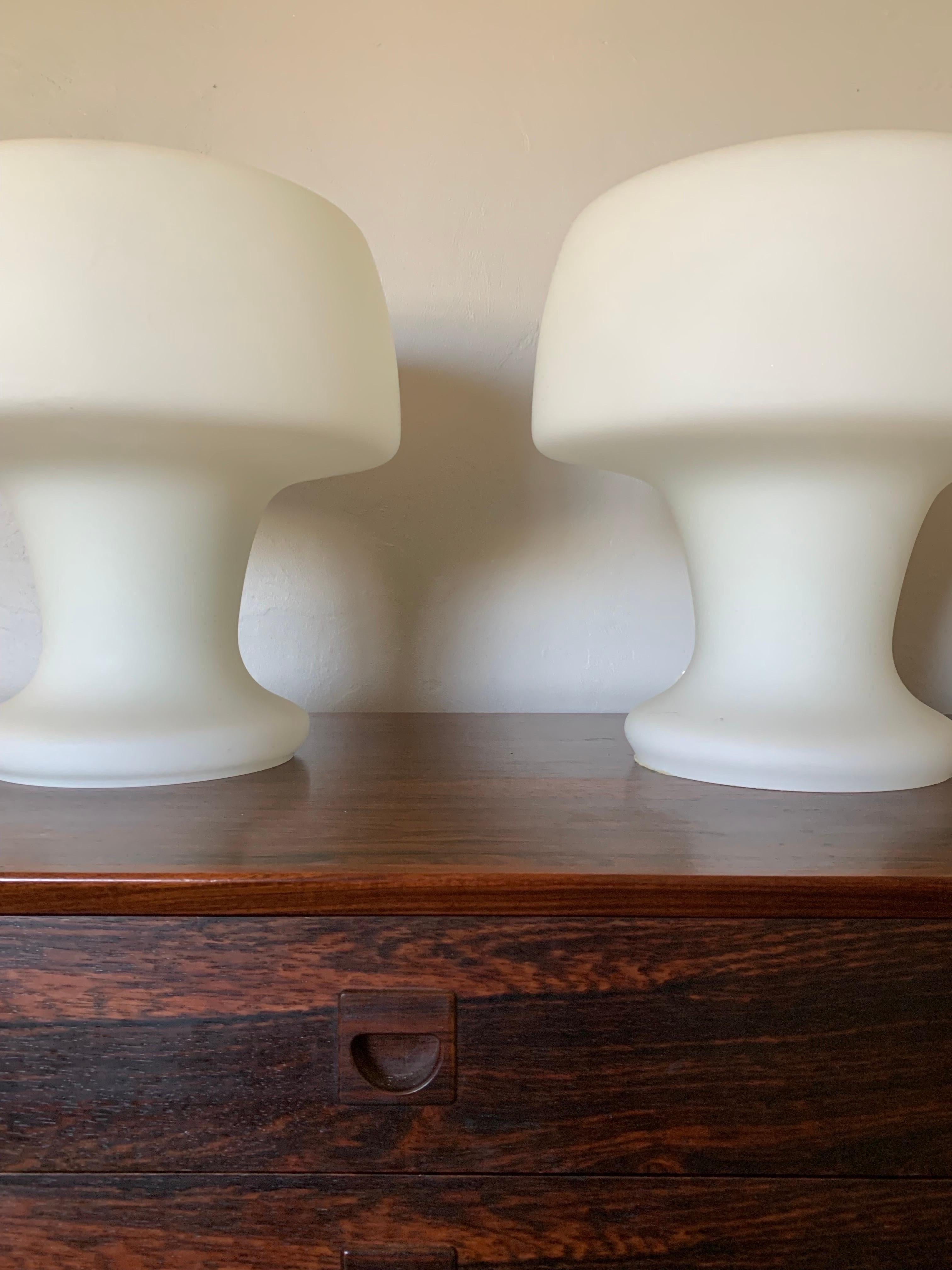 20th Century Laurel Mushroom Studio Table Lamps, a Pair For Sale