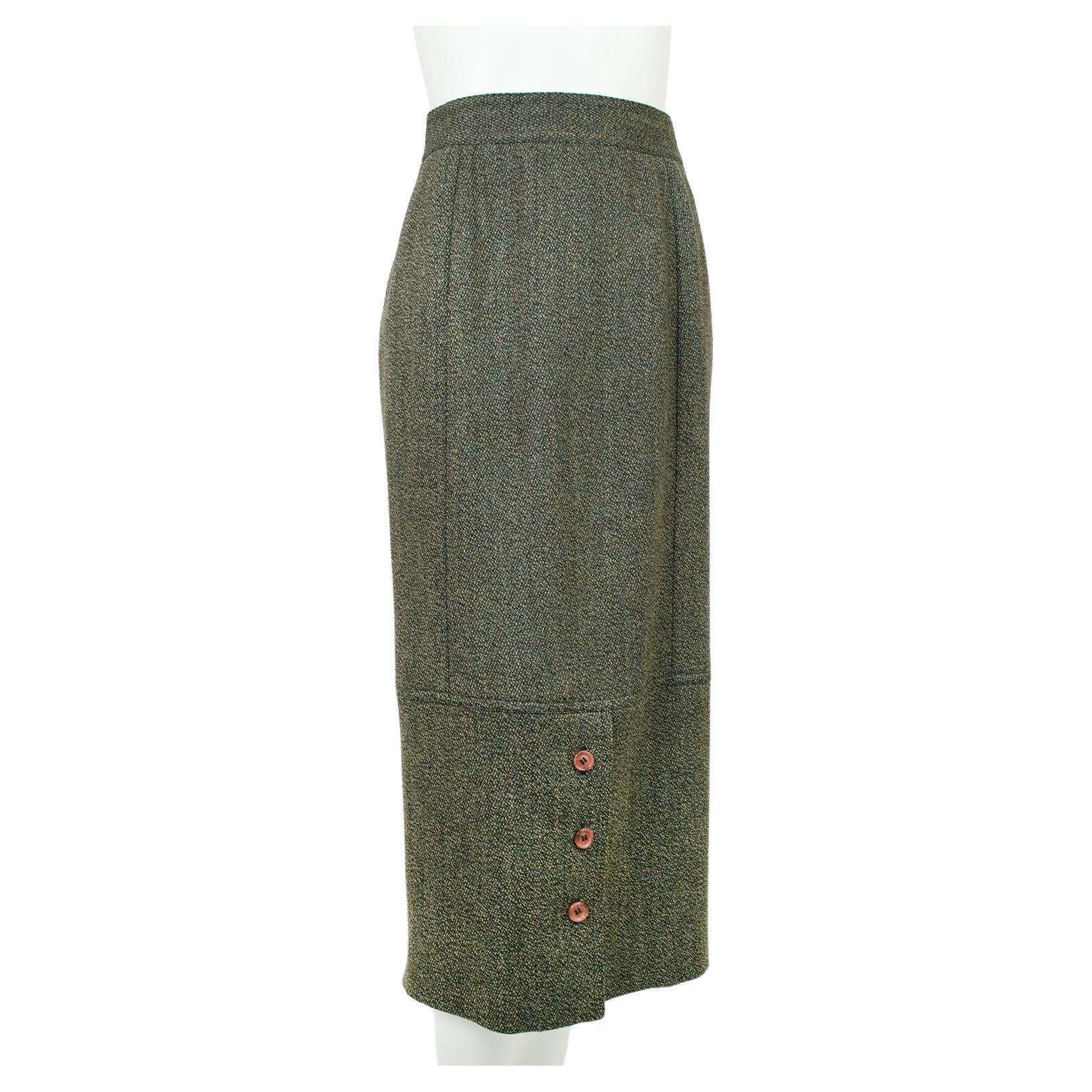 Laurèl Olive Tweed Straight Midi Skirt with Buttoned Front Vent – S-M, 1980s For Sale