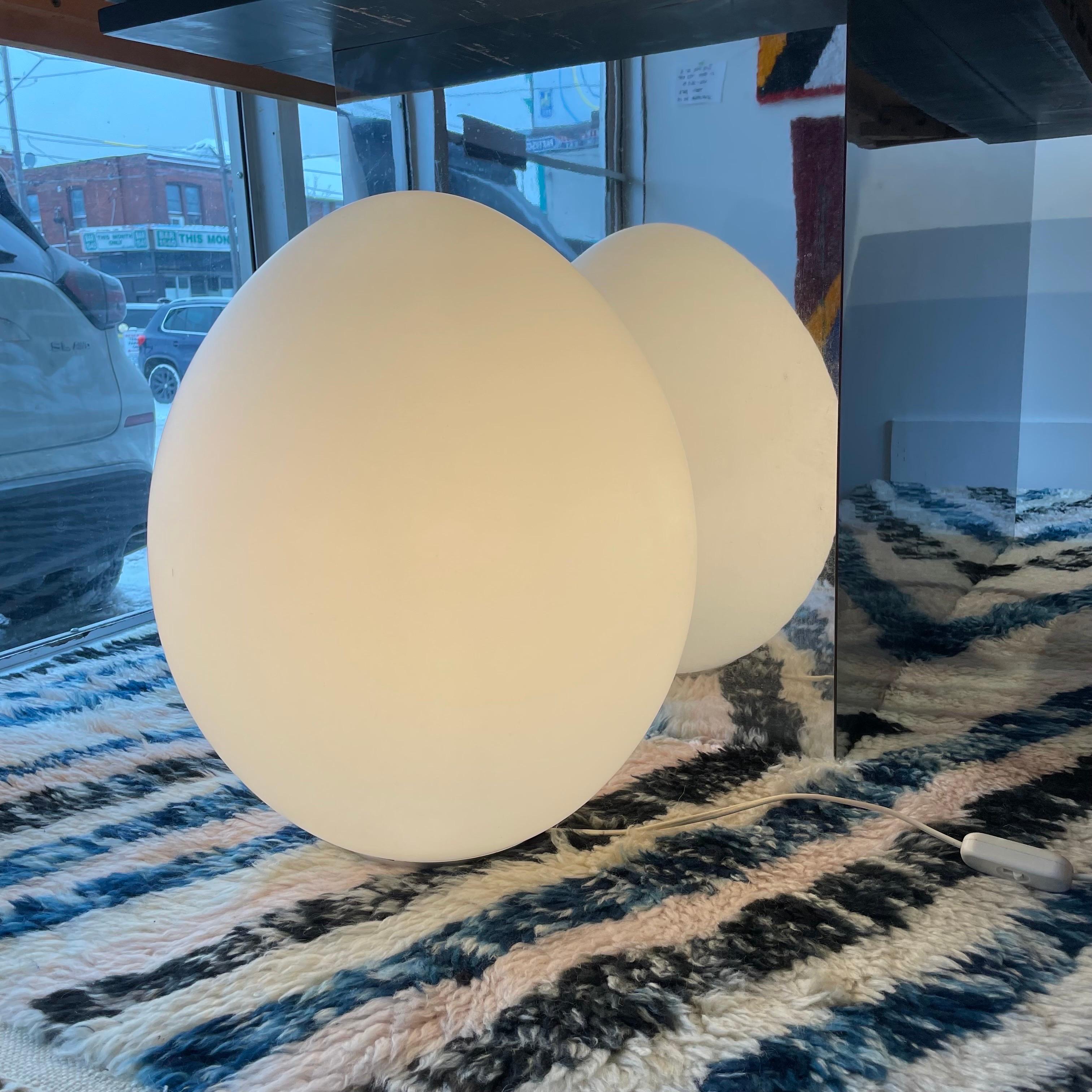 Simple, softly glowing satin opaline glass egg lamp by Laurel Lamp Co. In excellent condition; functioning electrical. 


Approximately 19” in height, 49.5