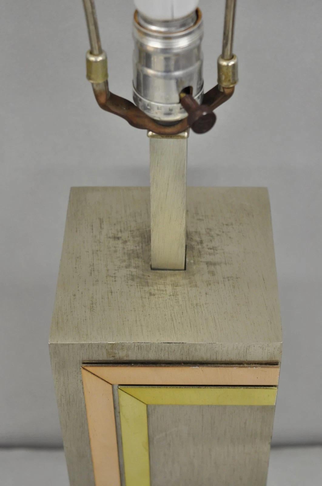 Laurel Pierre Cardin Style Brushed Aluminum Mid Century Modern Cubist Table Lamp In Good Condition For Sale In Philadelphia, PA