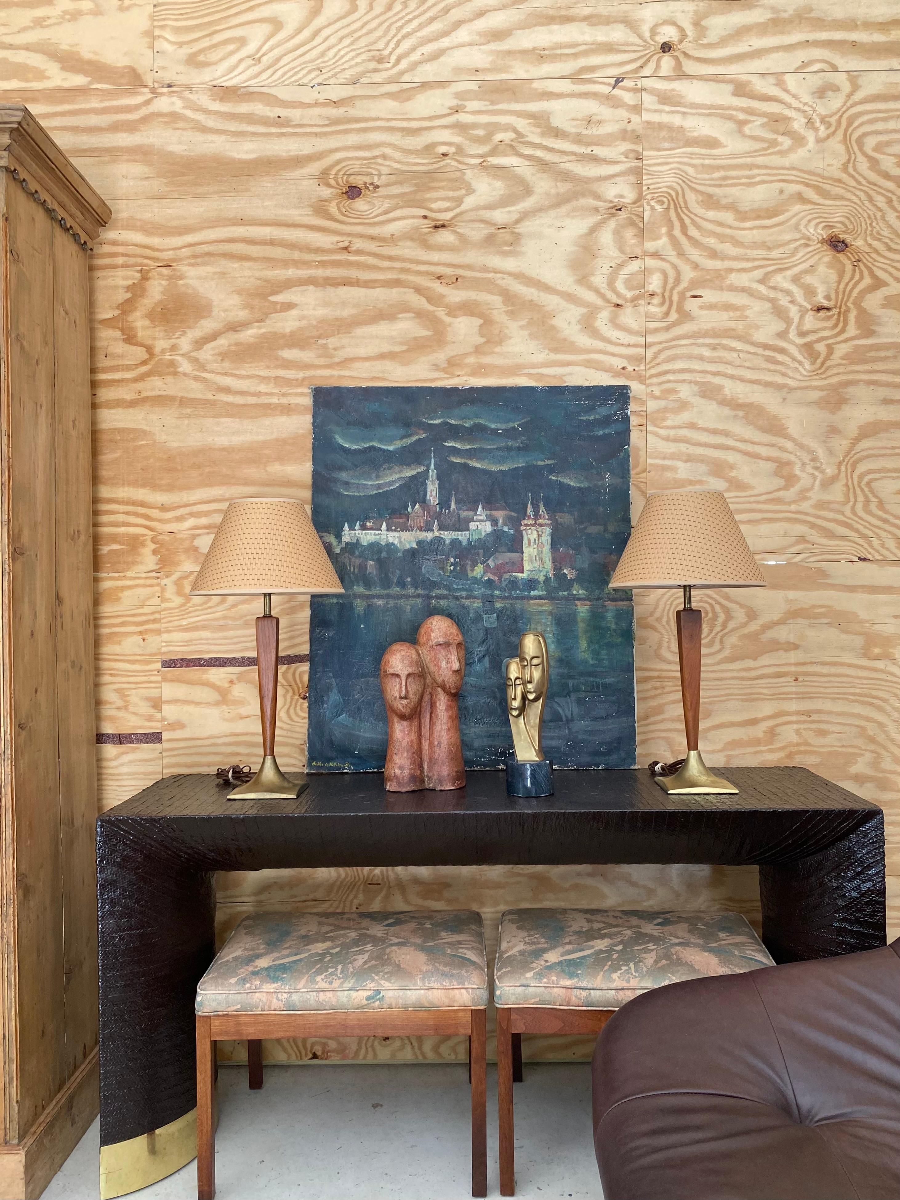 Laurel-Style Walnut + Brass Midcentury Modern Lamps, A Pair For Sale 10