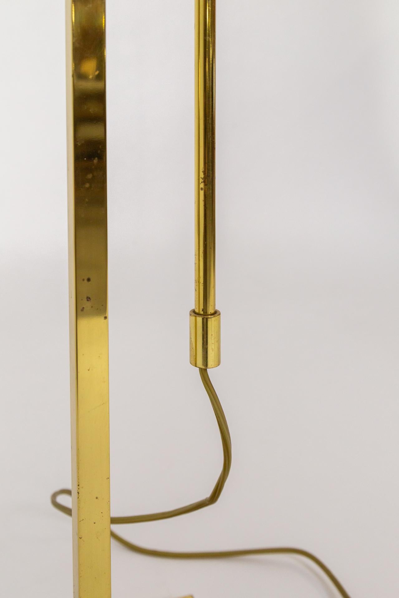 Laurel Telescoping Brass Floor Lamp For Sale 7