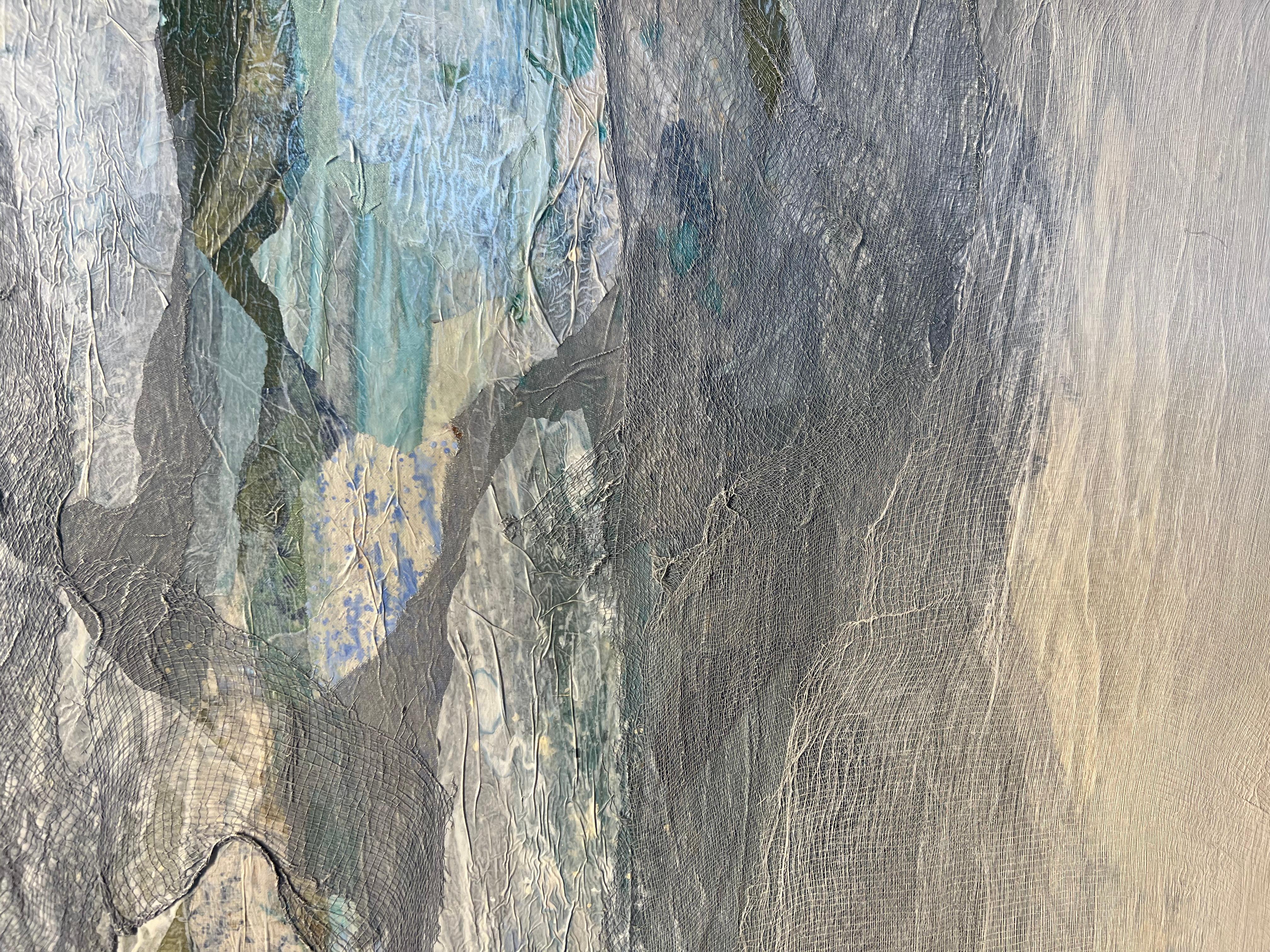 Cascada III - Abstract Painting Gris de Lauren Betty