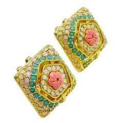 Orecchini firmati Lauren G Adams con fiori in zirconia d'oro