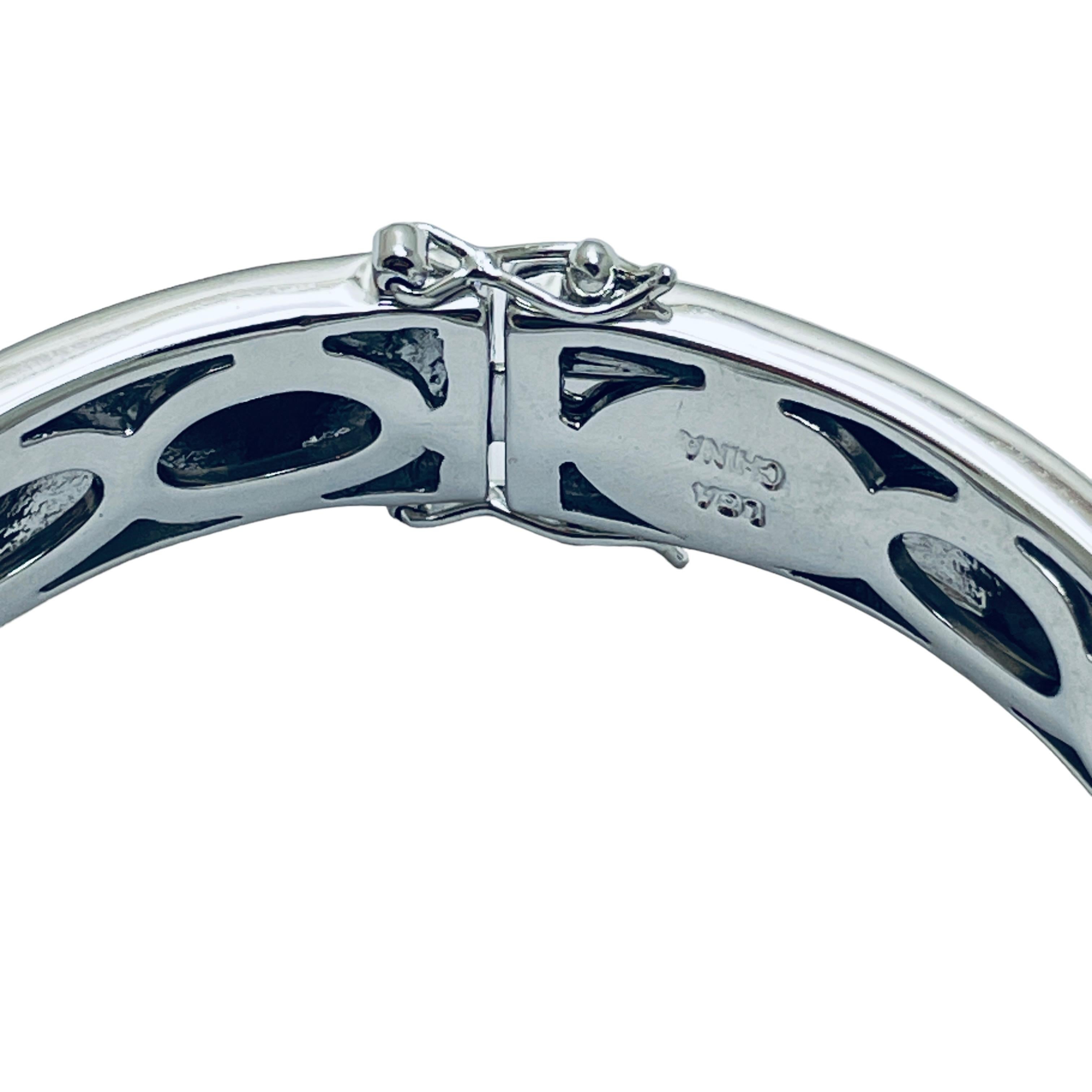 Bracciale bangle firmato Lauren G Adams in argento con smalto e cuori in zirconia In condizioni buone in vendita a Palos Hills, IL
