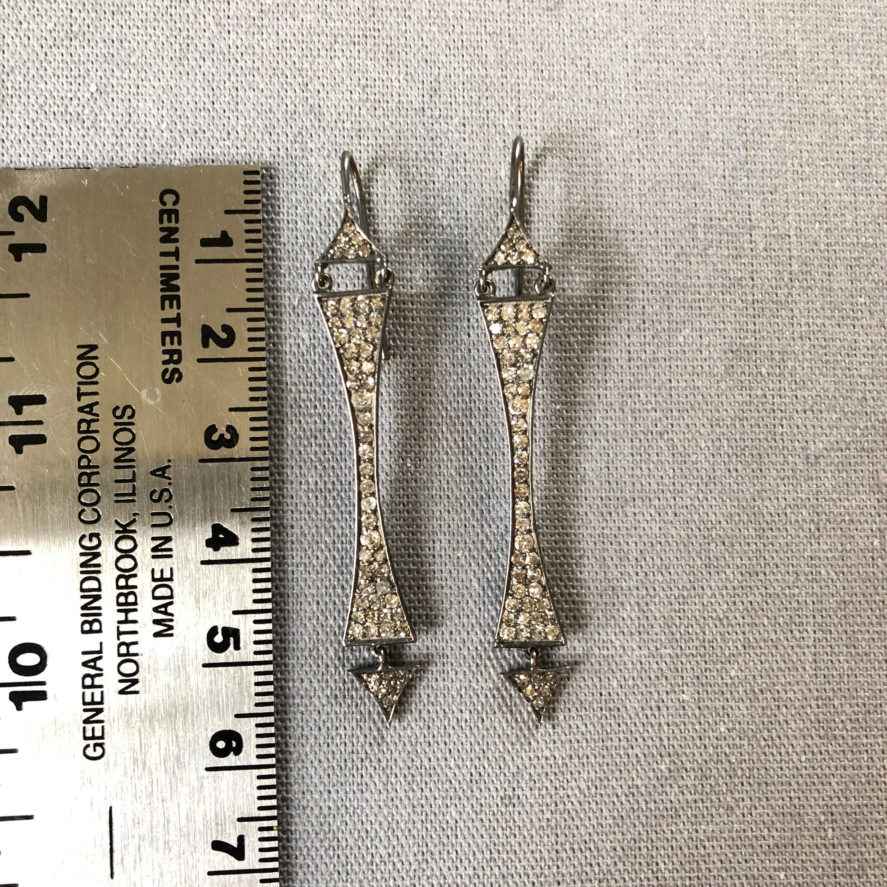 1.37 Karat Diamant-Ohrringe aus schwarzem Silber von Lauren Harper im Zustand „Neu“ im Angebot in Winnetka, IL