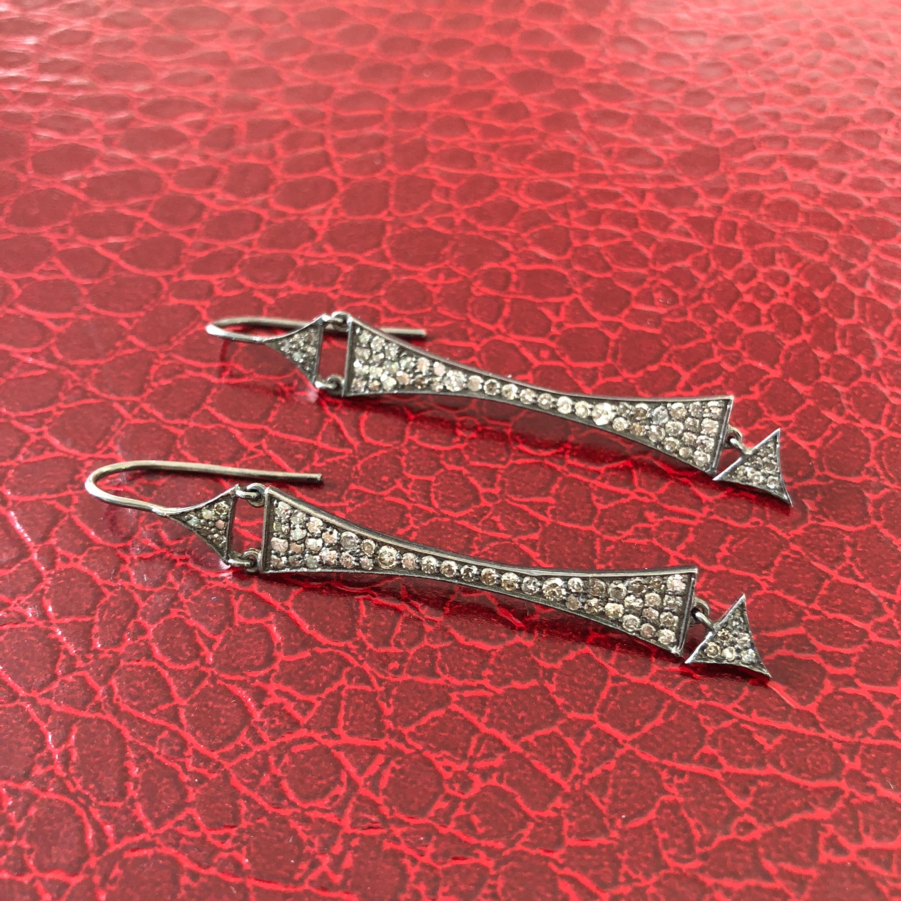 Lauren Harper, boucles d'oreilles en argent noir et diamants de 1,37 carat en vente 1