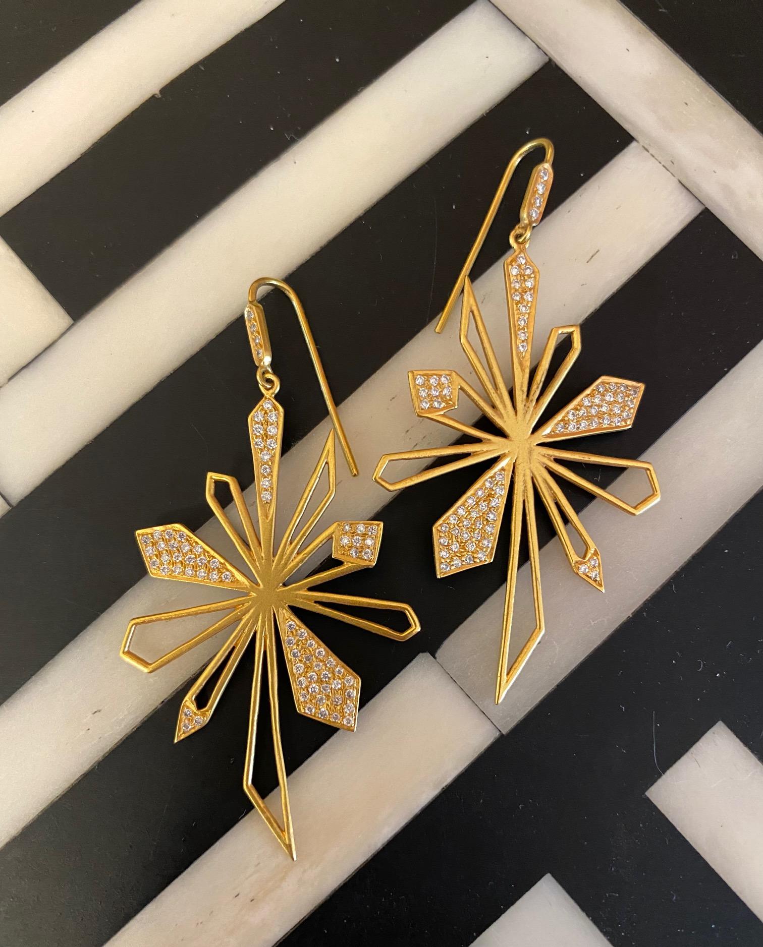 Round Cut Lauren Harper .64 Carats Diamonds Yellow Gold Sunburst Earrings For Sale