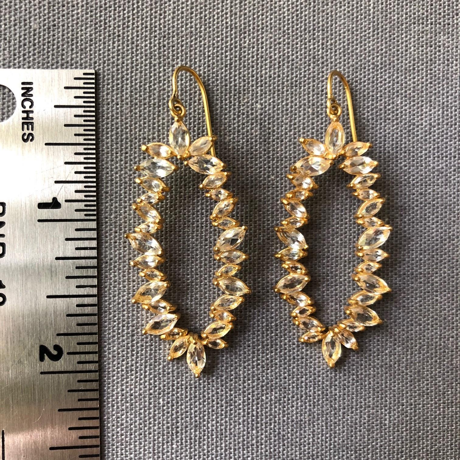 8.15 Carat White Topaz, Gold Earrings by Lauren Harper In New Condition For Sale In Winnetka, IL