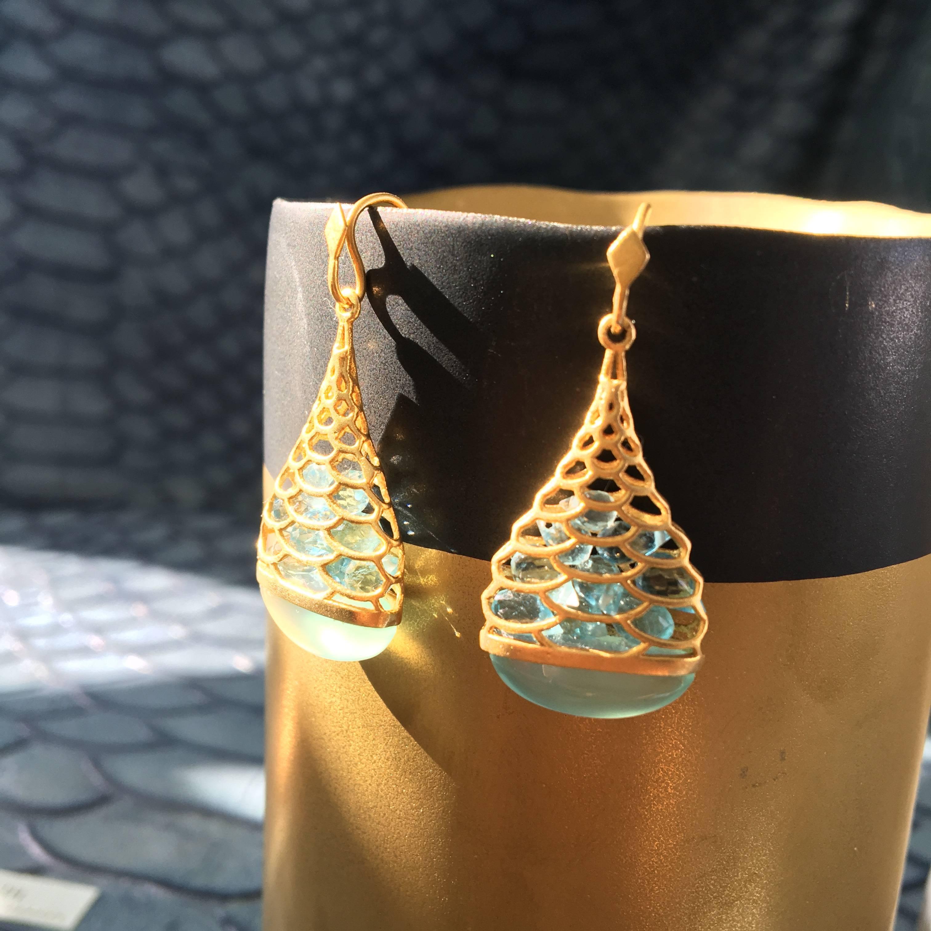 Women's Aquamarine Chalcedony Gold Drop Earrings by Lauren Harper For Sale