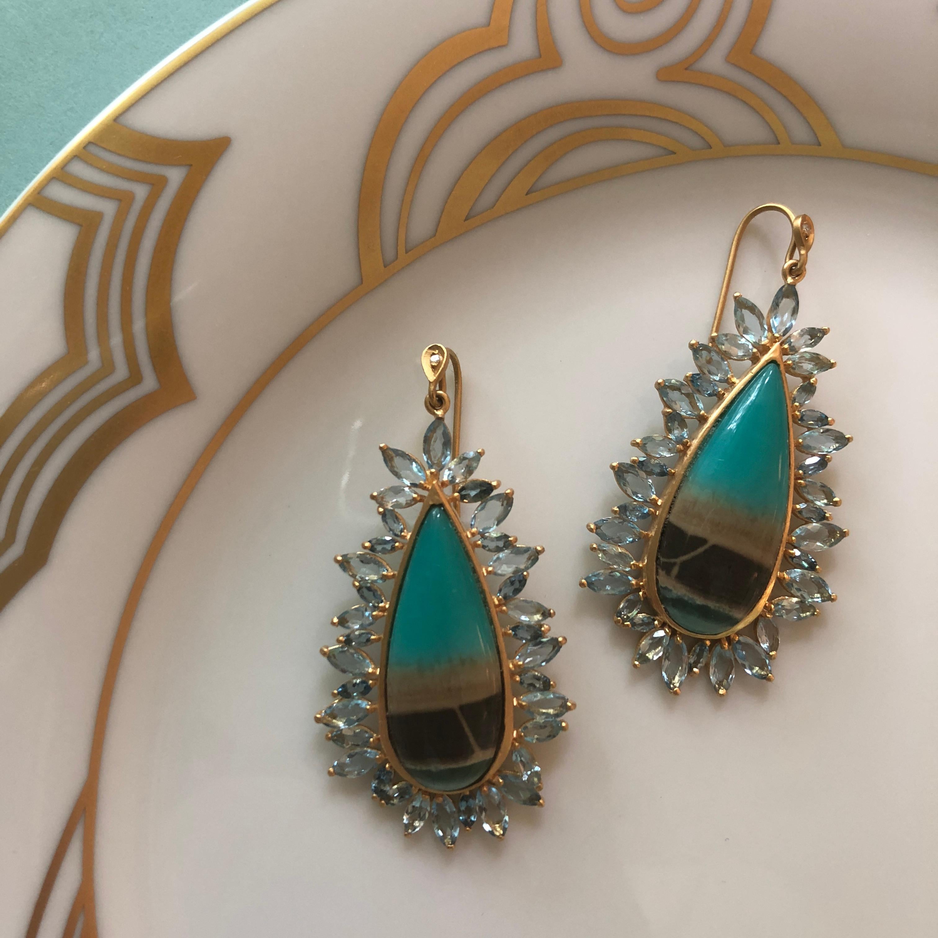 Lauren Harper Aquamarine Opalized Petrified Wood Gold Earrings In New Condition For Sale In Winnetka, IL