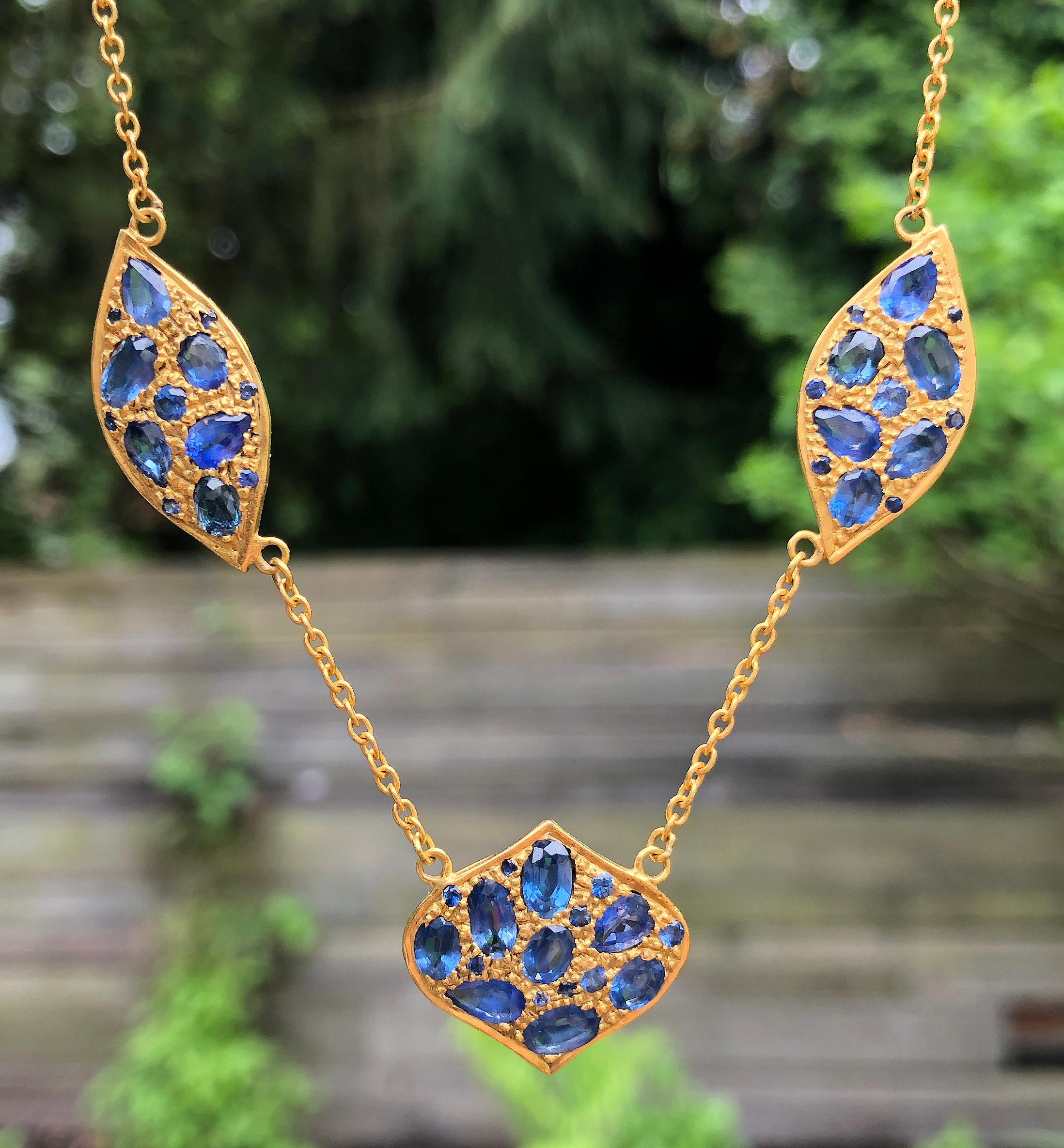 Rose Cut Blue Sapphire 18 Karat Gold Necklace by Lauren Harper For Sale