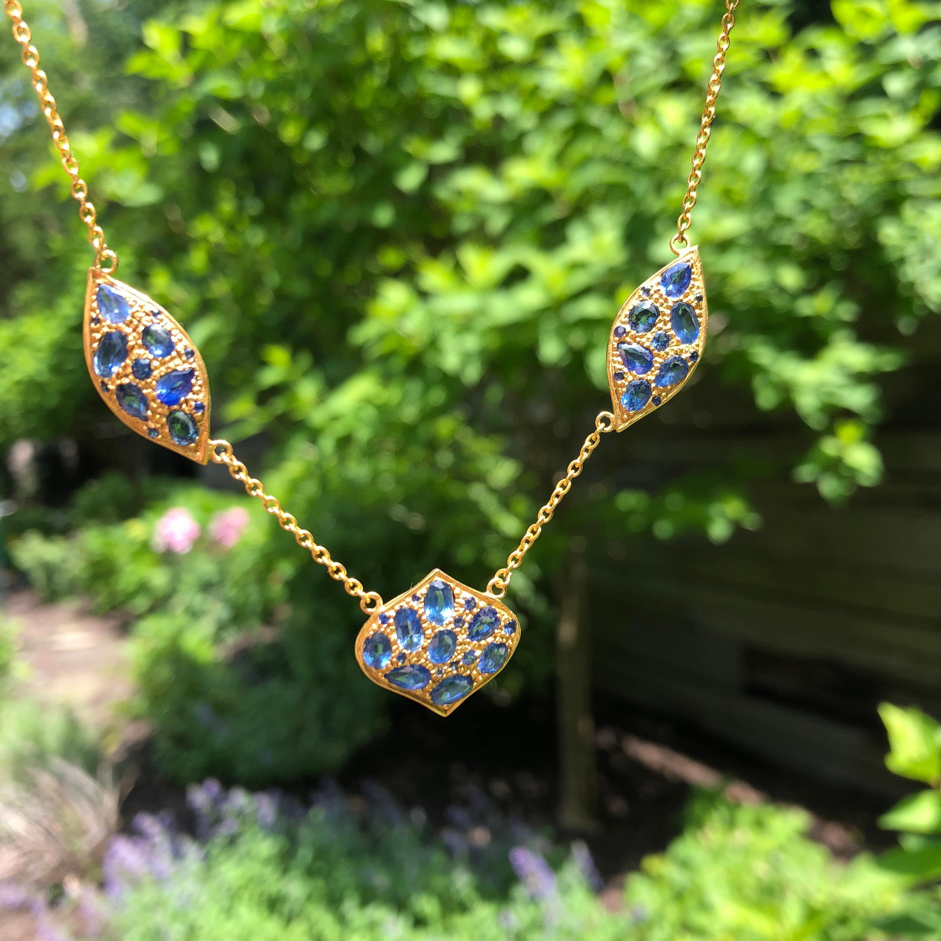 Blue Sapphire 18 Karat Gold Necklace by Lauren Harper For Sale 2