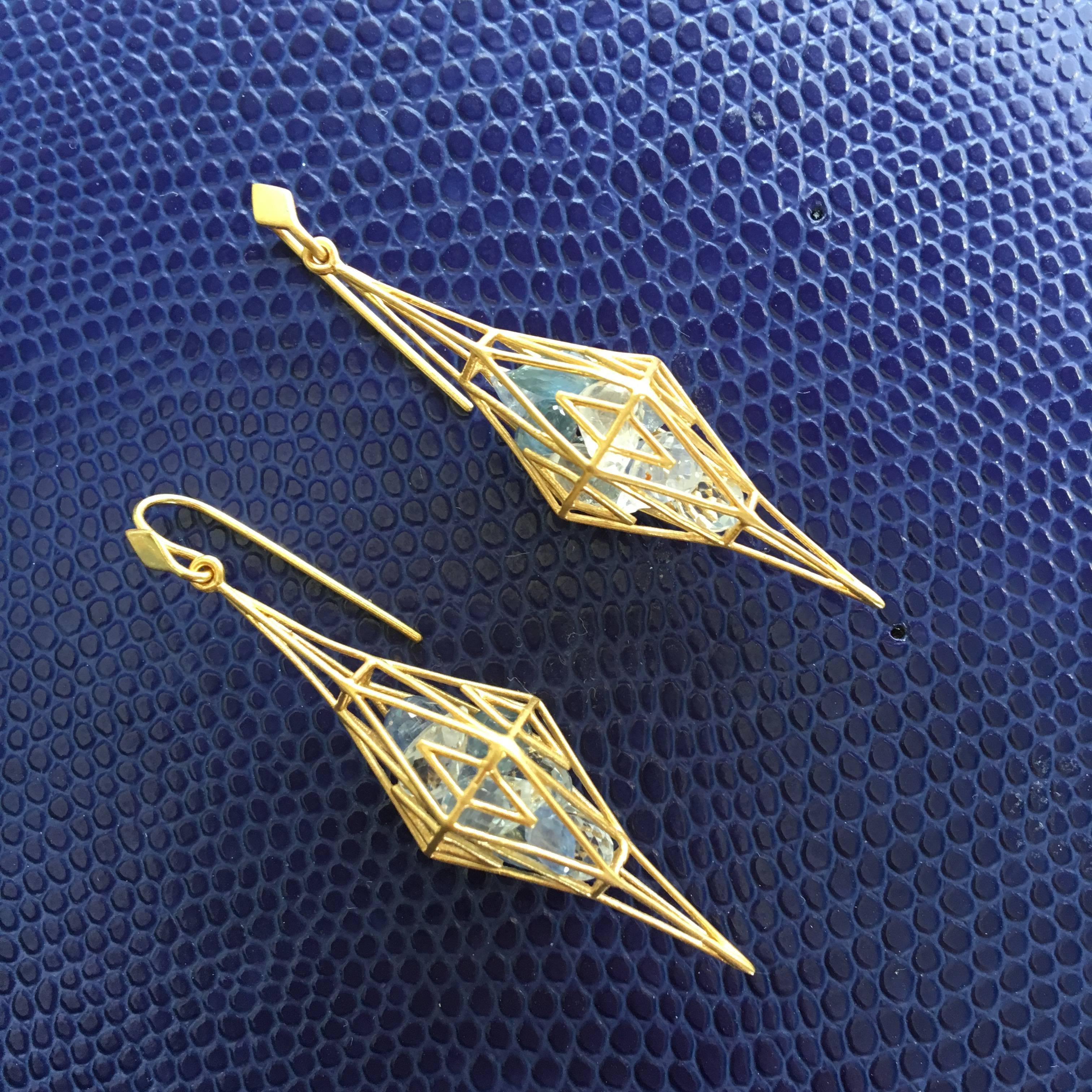 Lauren Harper Blue Sapphire Gold Geometric Earrings 1