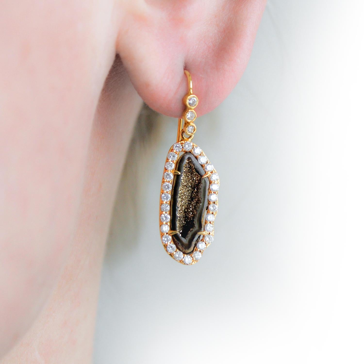 One of a Kind Shimmering Geode Earrings handmade by jewelry artist Lauren Harper in matte-finished 18k yellow gold with two geodes uniquely inlaid with shimmering 18k gold particles and accented by 1.05 total carats of round brilliant-cut white