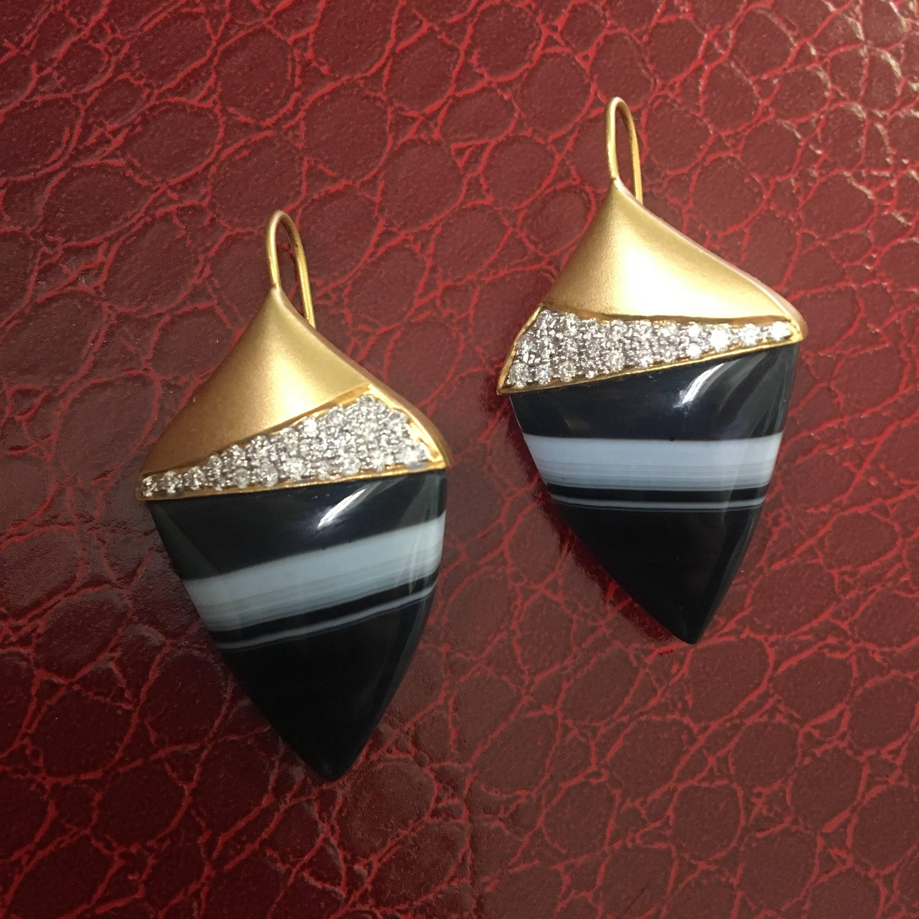 Lauren Harper Tuxedo Agate .72 Carat Diamonds Gold Earrings 5
