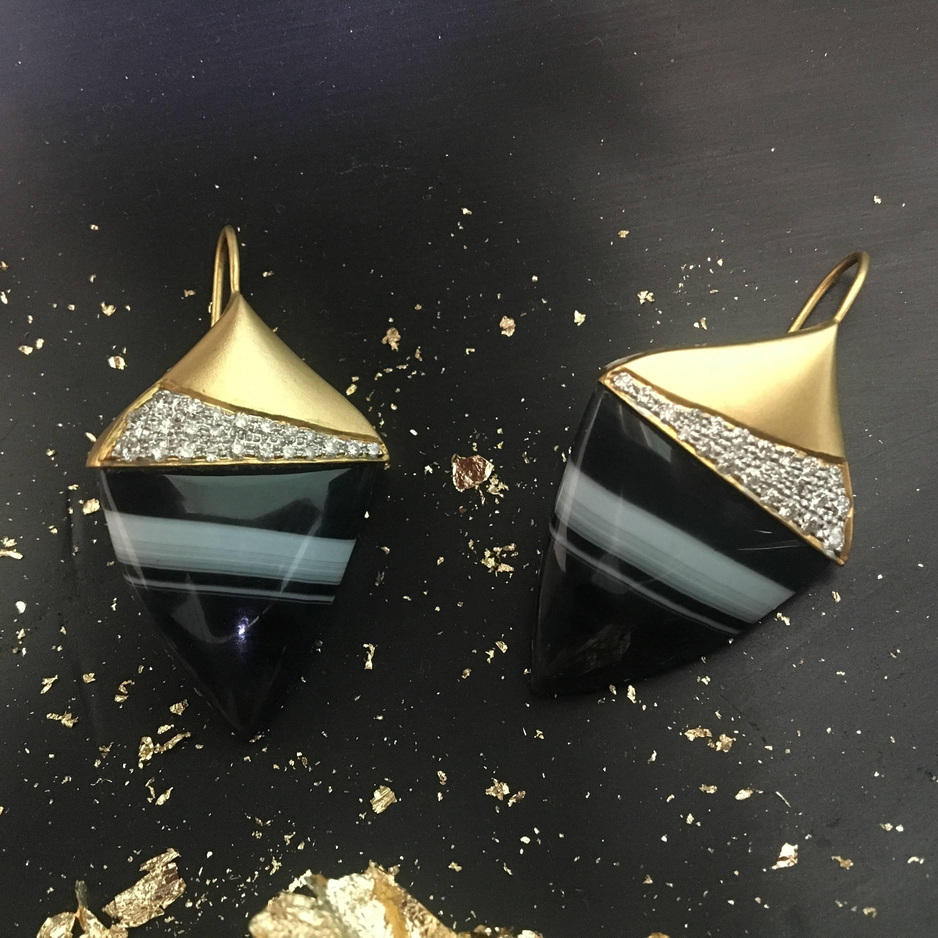 Artist Lauren Harper Tuxedo Agate .72 Carat Diamonds Gold Earrings