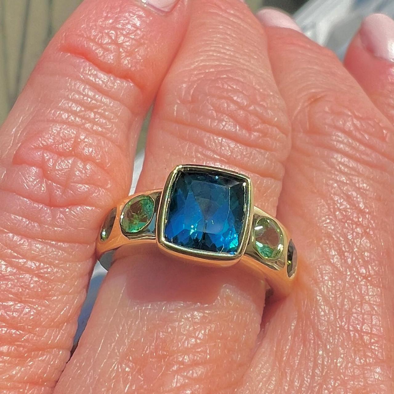 Lauren K 18K Yellow Gold Blue Tourmaline Jezebel Ring, Size 7 For Sale 2