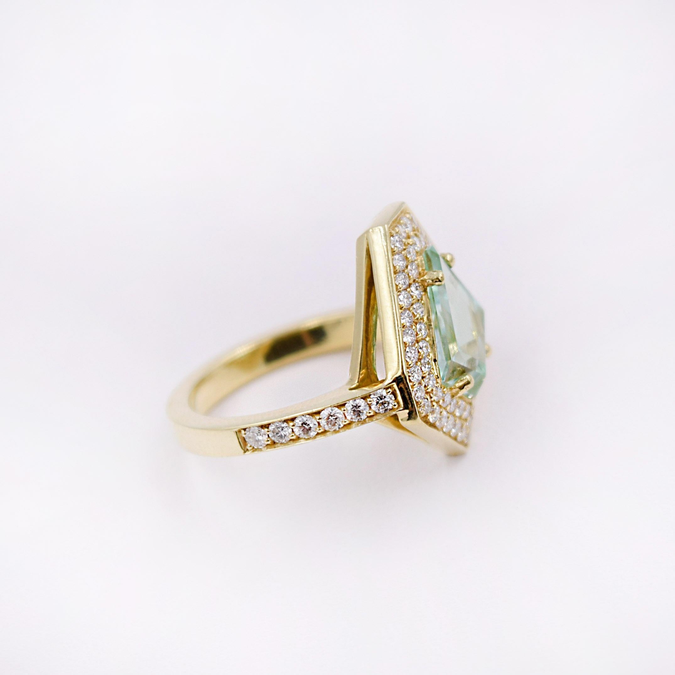 Lauren K. 2.27ct Kite Shaped Mint Tourmaline and Diamond Cocktail Ring 18K Gold In New Condition For Sale In Mill Valley, CA