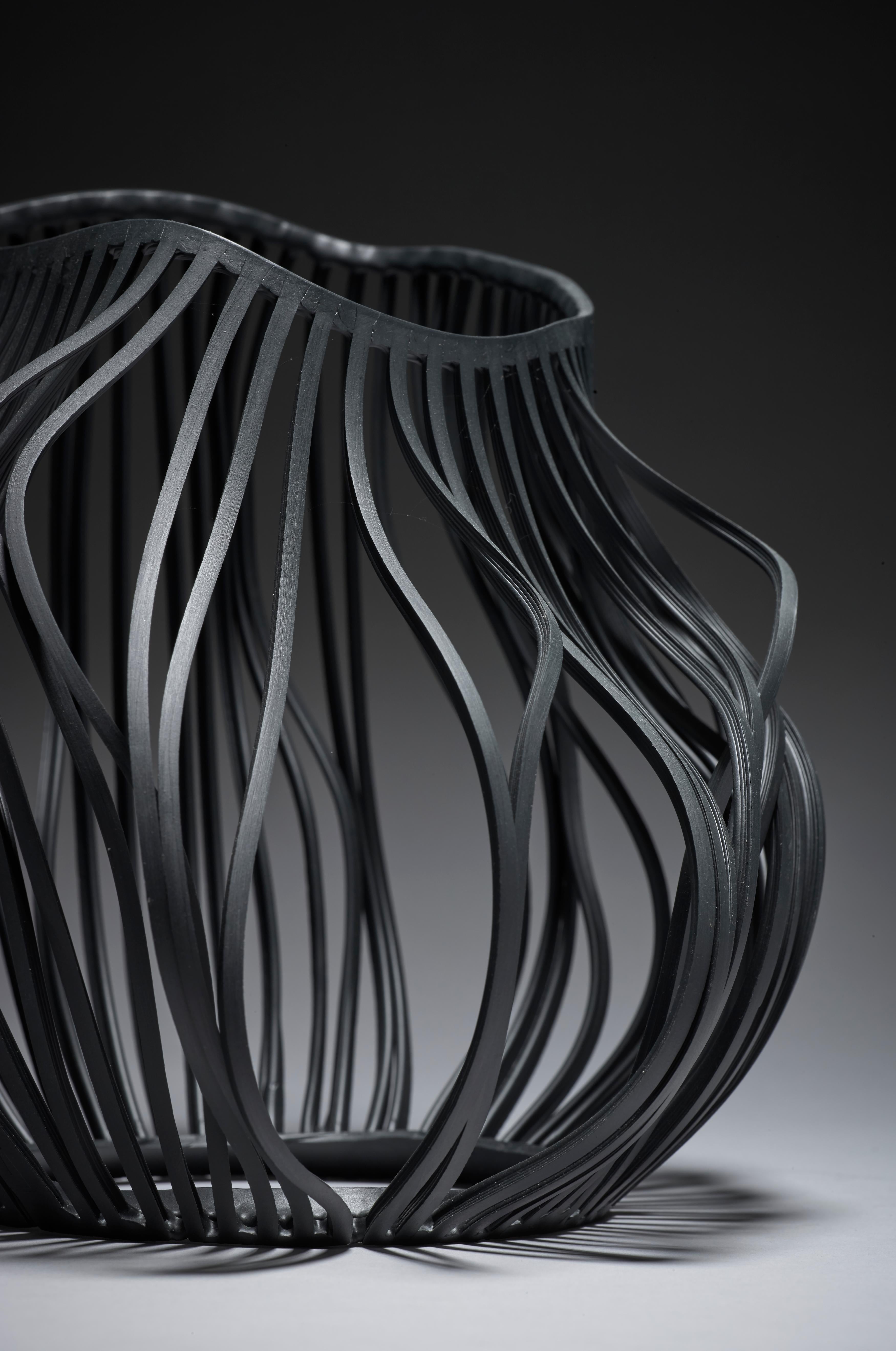 Lauren Nauman « Black22 » one-off porcelaine sculpture, 2020 For Sale 1