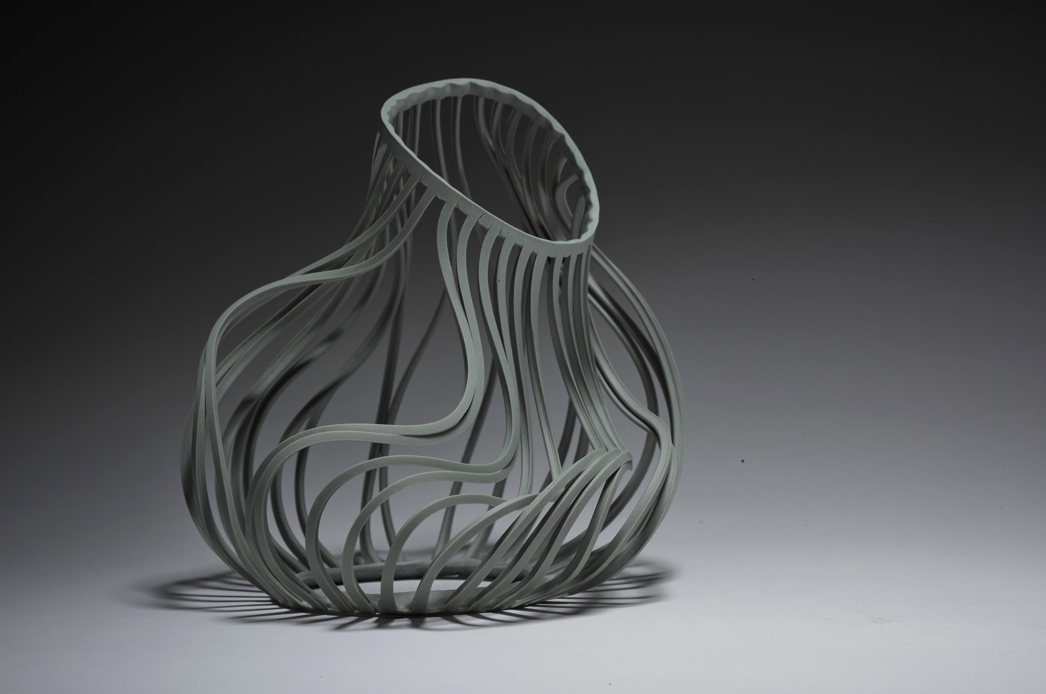 Lauren Nauman " Teal 17, 5 " scultura unica in porcellana, 2020
