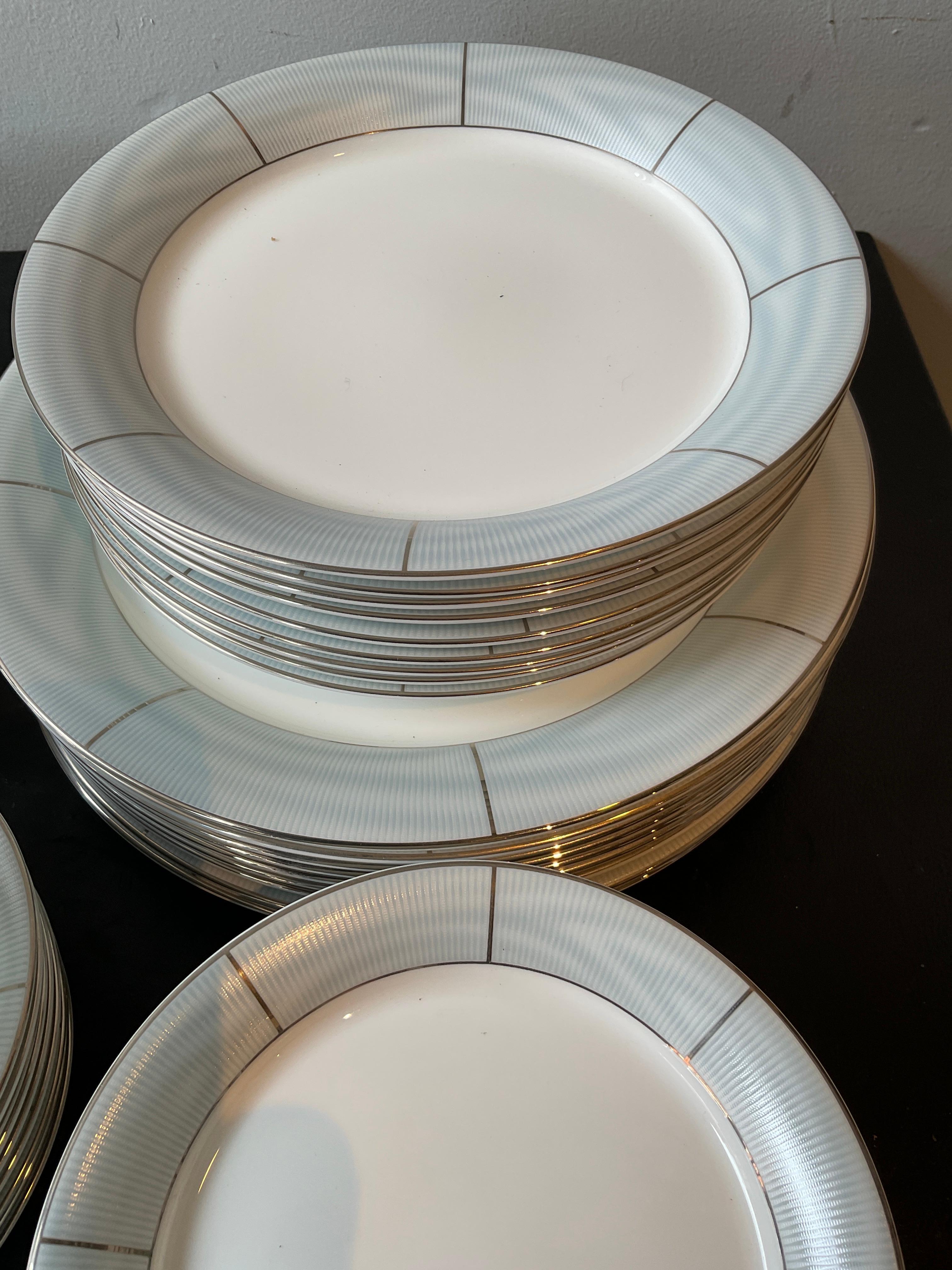 Lauren Ralph Lauren Silk Moire Ice Dinnerware Set 44 pieces In Good Condition For Sale In Tarrytown, NY