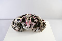 ALBEDO, Sculpture de plumes recyclées sur socle en laiton, pièce d'art unique