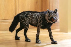 ANOUKIS . Lebensgroße gefiederte Wolfsskulptur, Einzelstück