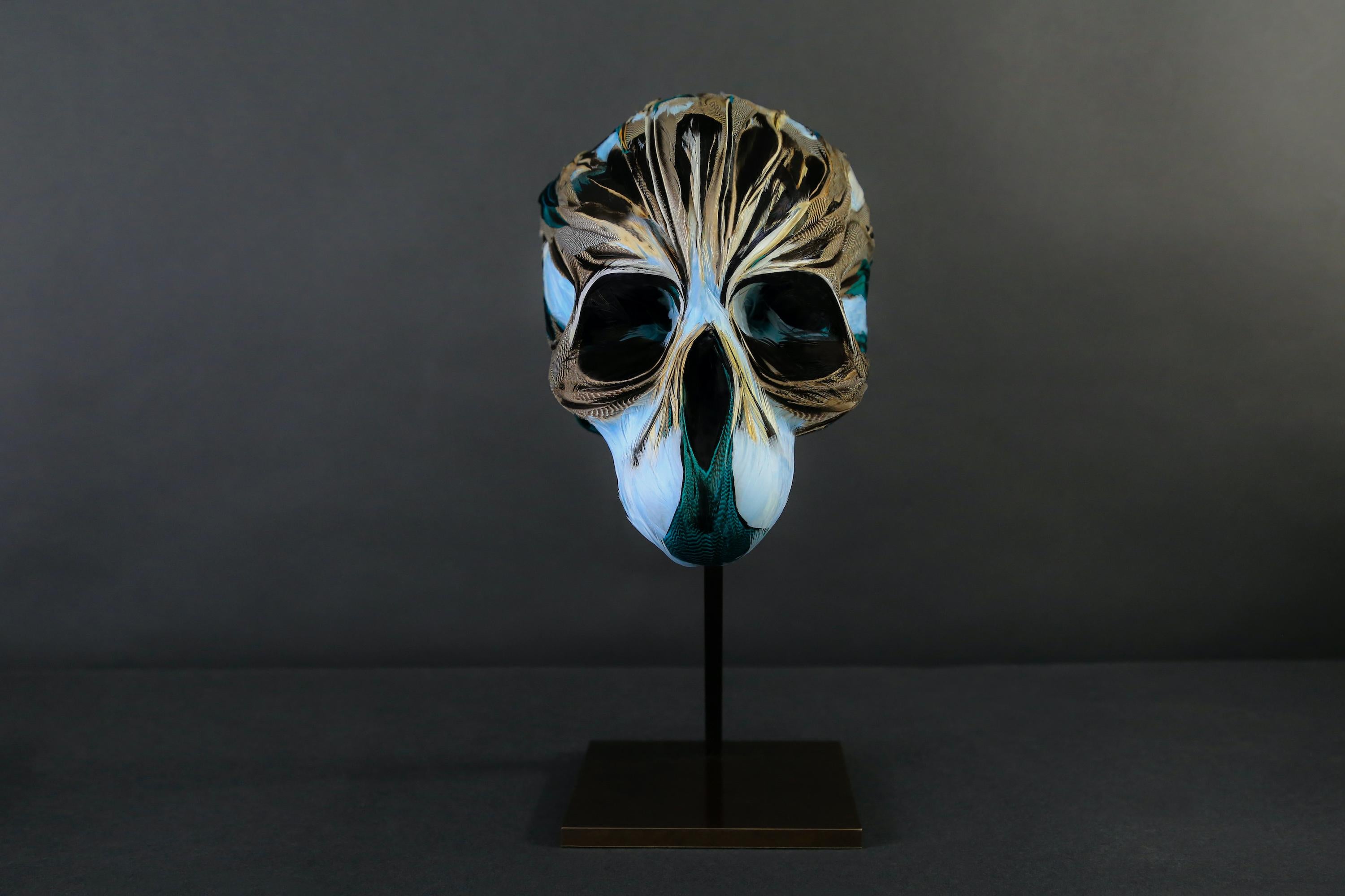 Ninon, skull vanité, still life sculpture by Laurence Le Constant For Sale 1