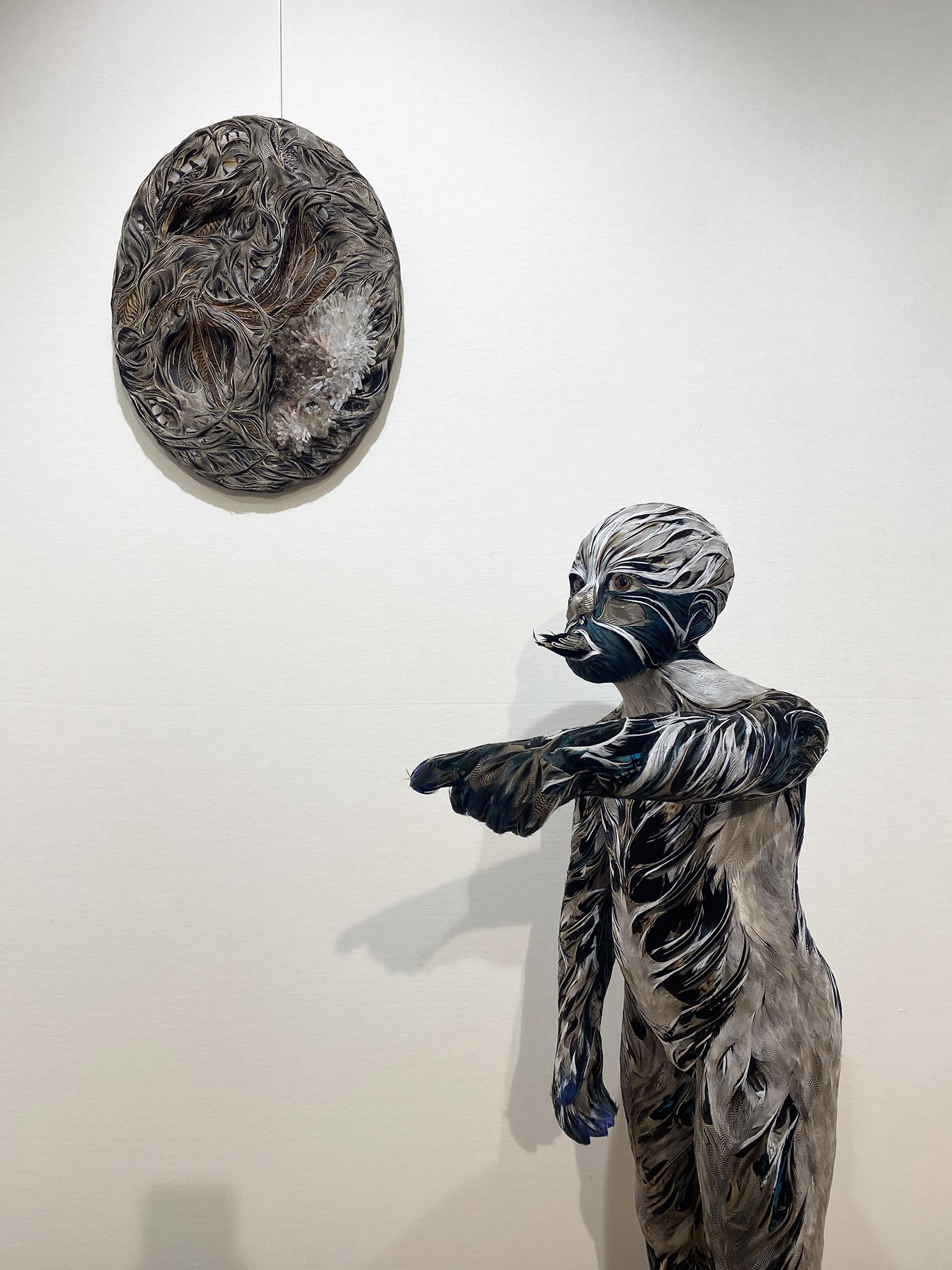 Thémis figurative sculpture, child, fairy tale, feathers by Laurence Le Constant For Sale 8