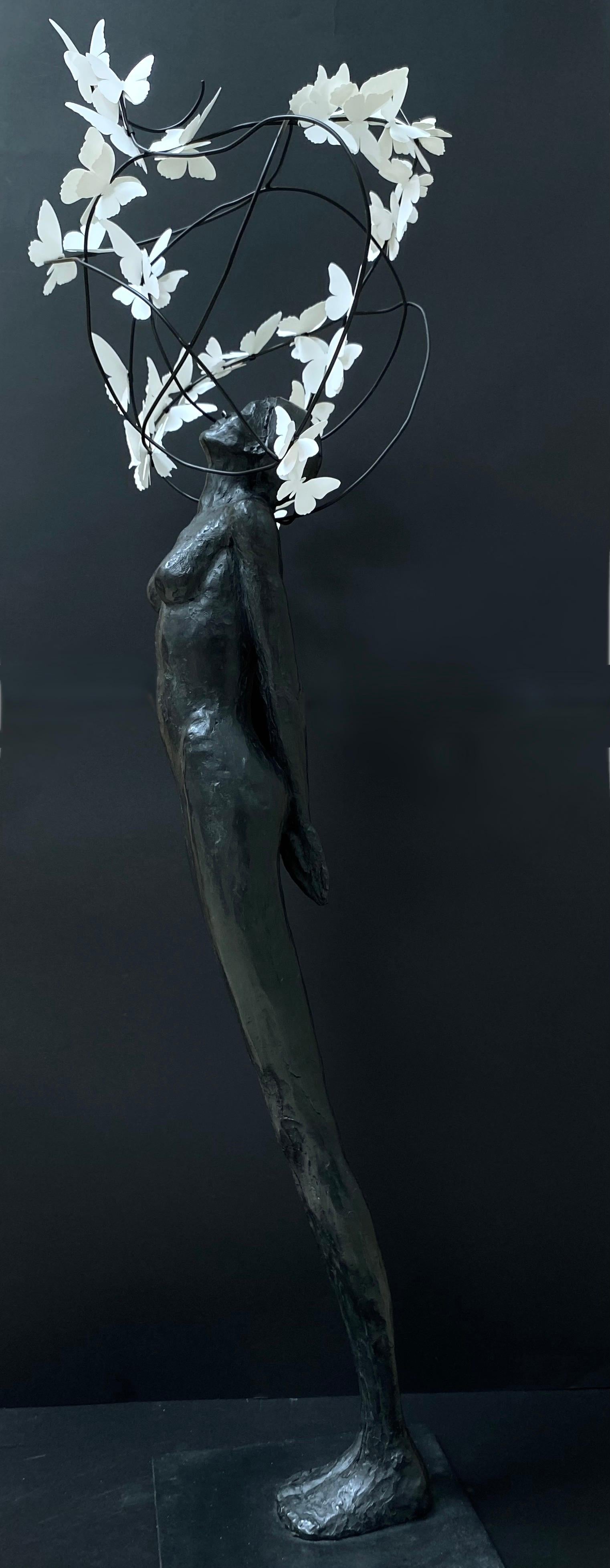 Flyaway - Sculpture by Laurence Perratzi