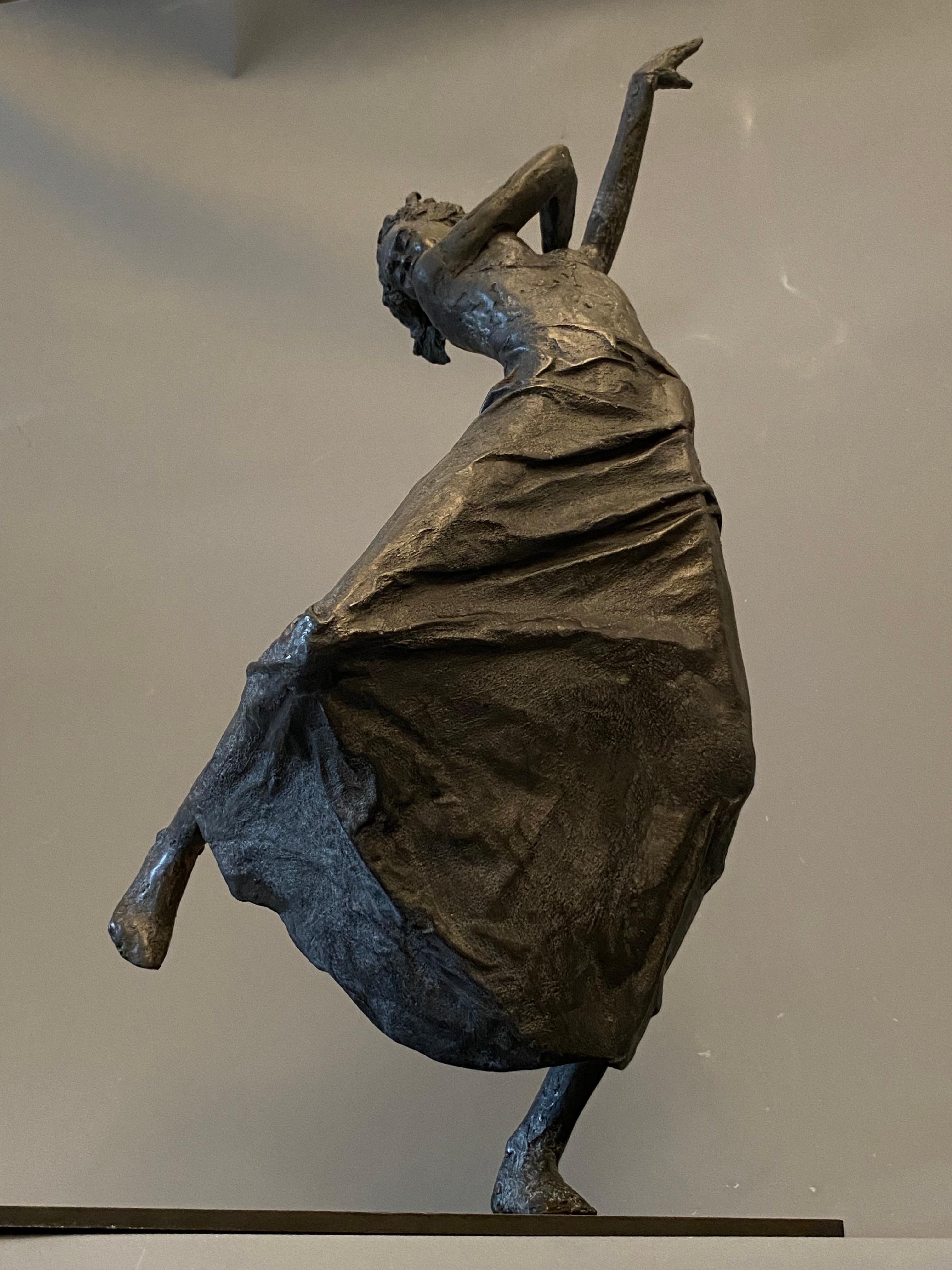 Pepite - Figurative Sculpture Oro di Laurence Perratzi
