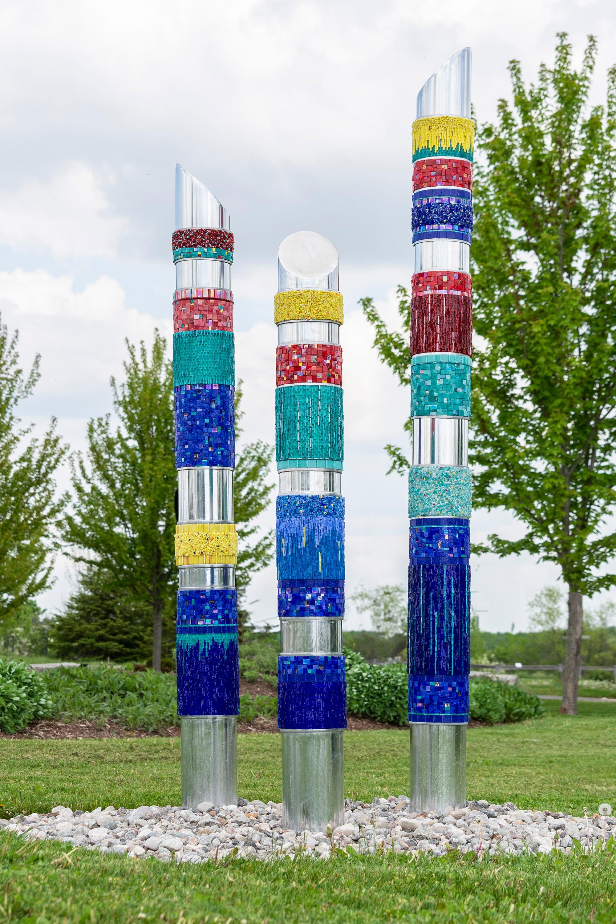 Festivo - brillante, colorido, contemporáneo, vidrio, aluminio, escultura de exterior - Sculpture de Laurence Petit