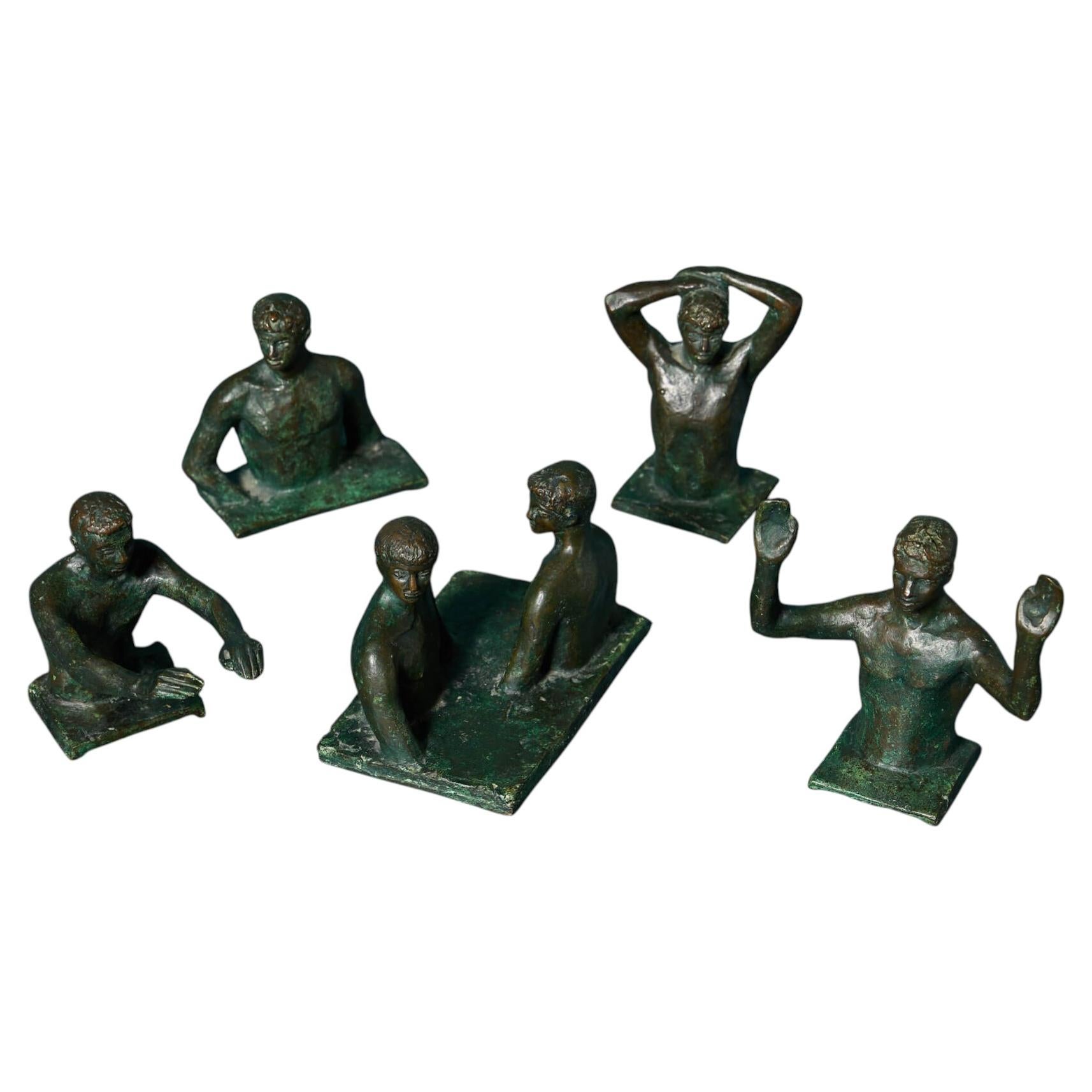 Laurence Scarfe (1914-1993) Sculptures en bronze de nageurs masculins en vente