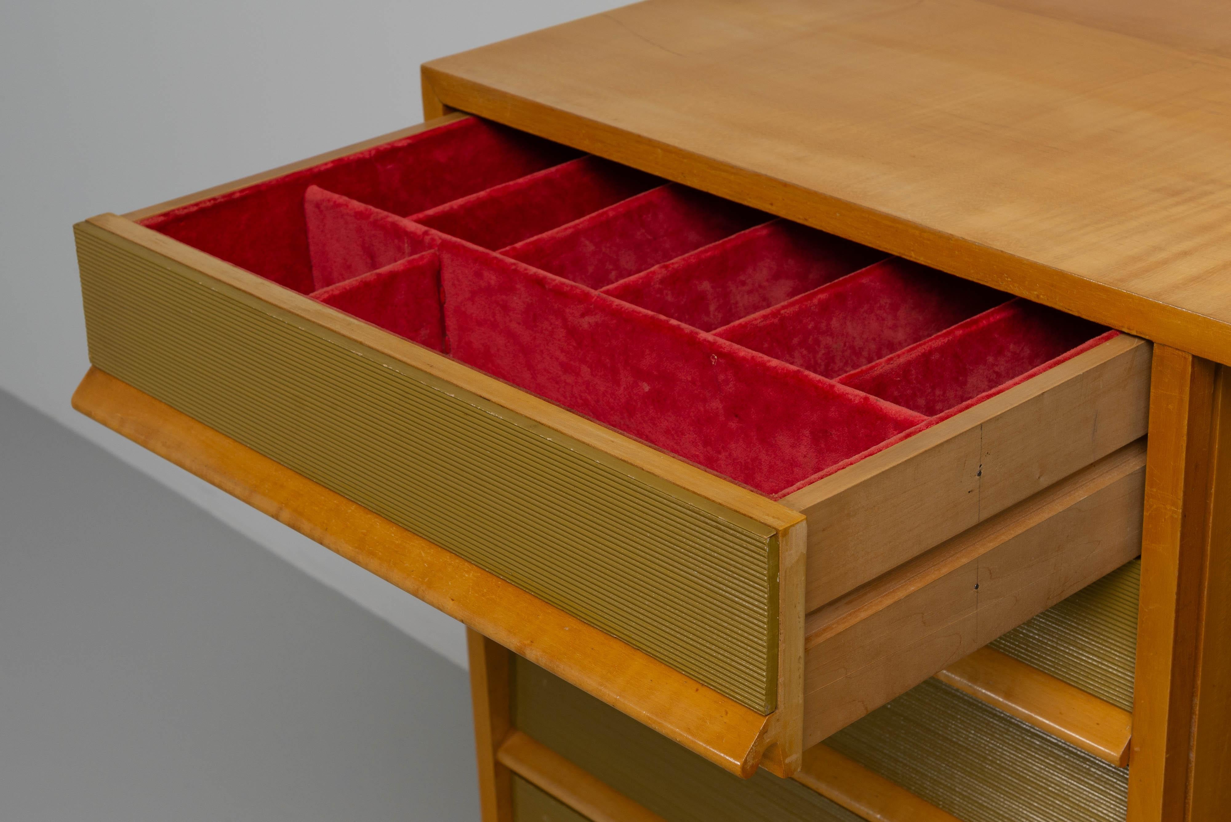 Laurens Bisscheroux credenza the Netherlands 1956 For Sale 4