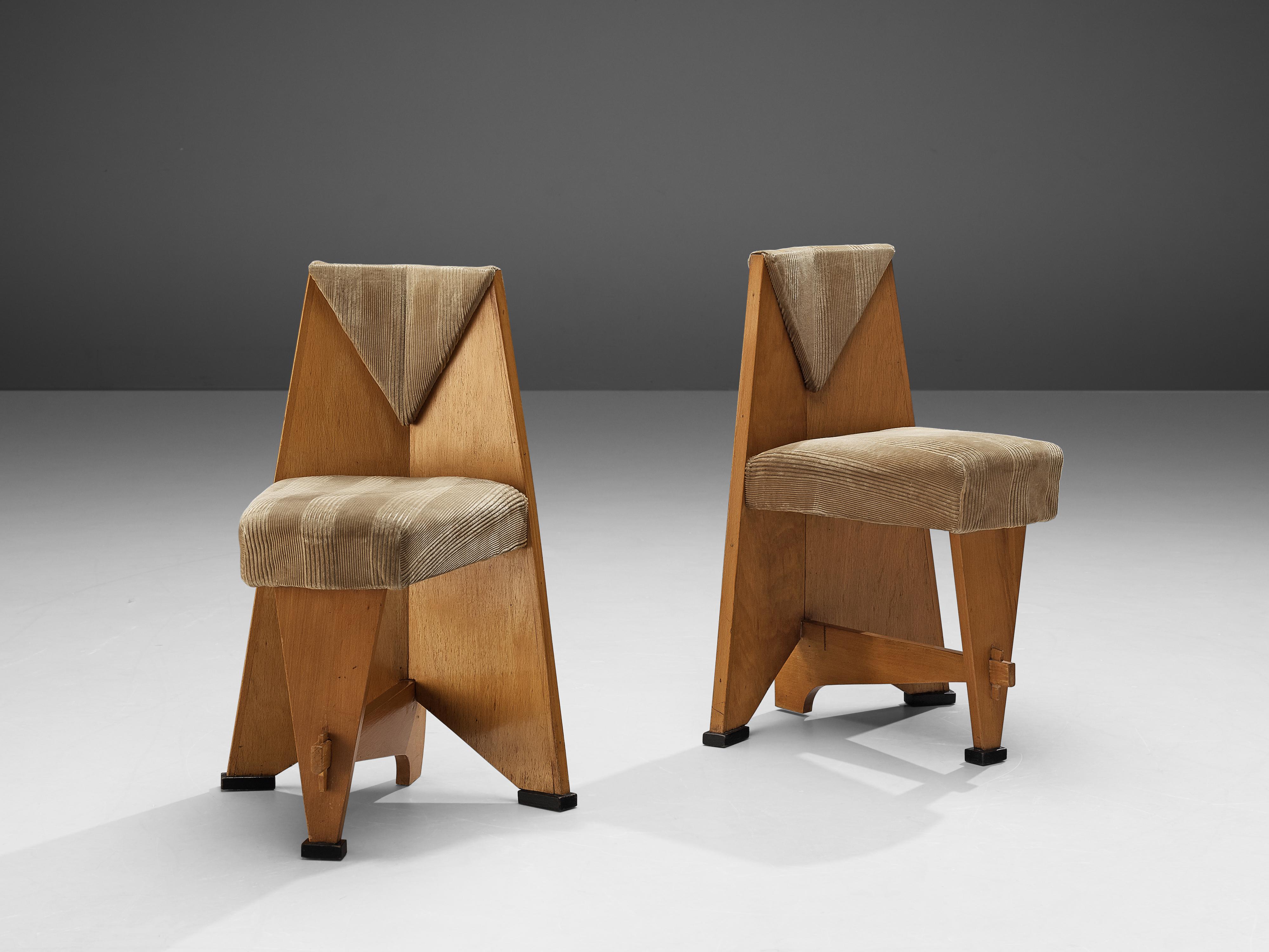 Laurens Groen for H.H. de Klerk & Zoonen, pair of side chairs, birch, soft yellow fabric upholstery, the Netherlands, 1924

These chairs by Dutch designer Laurens Groen have a striking, well-documented provenance. In the style of the Amsterdam