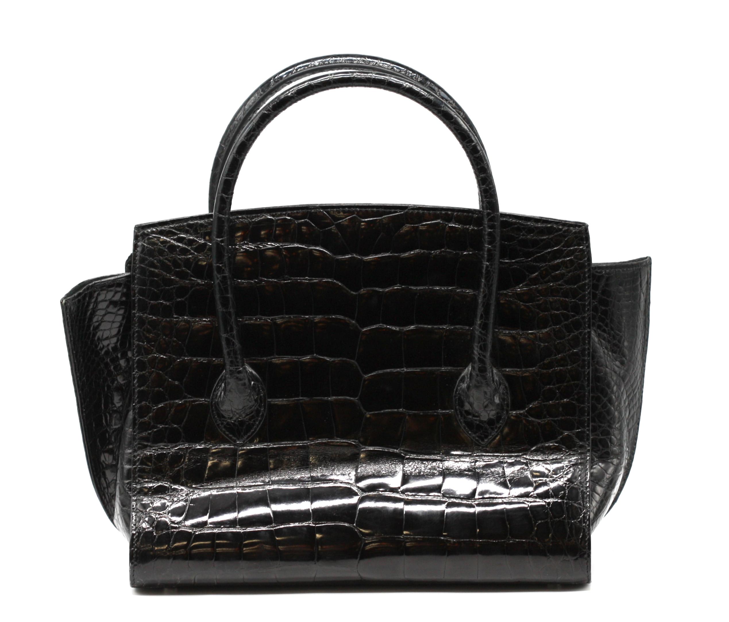 Noir Laurent Effel Sac à main en alligator noir en vente