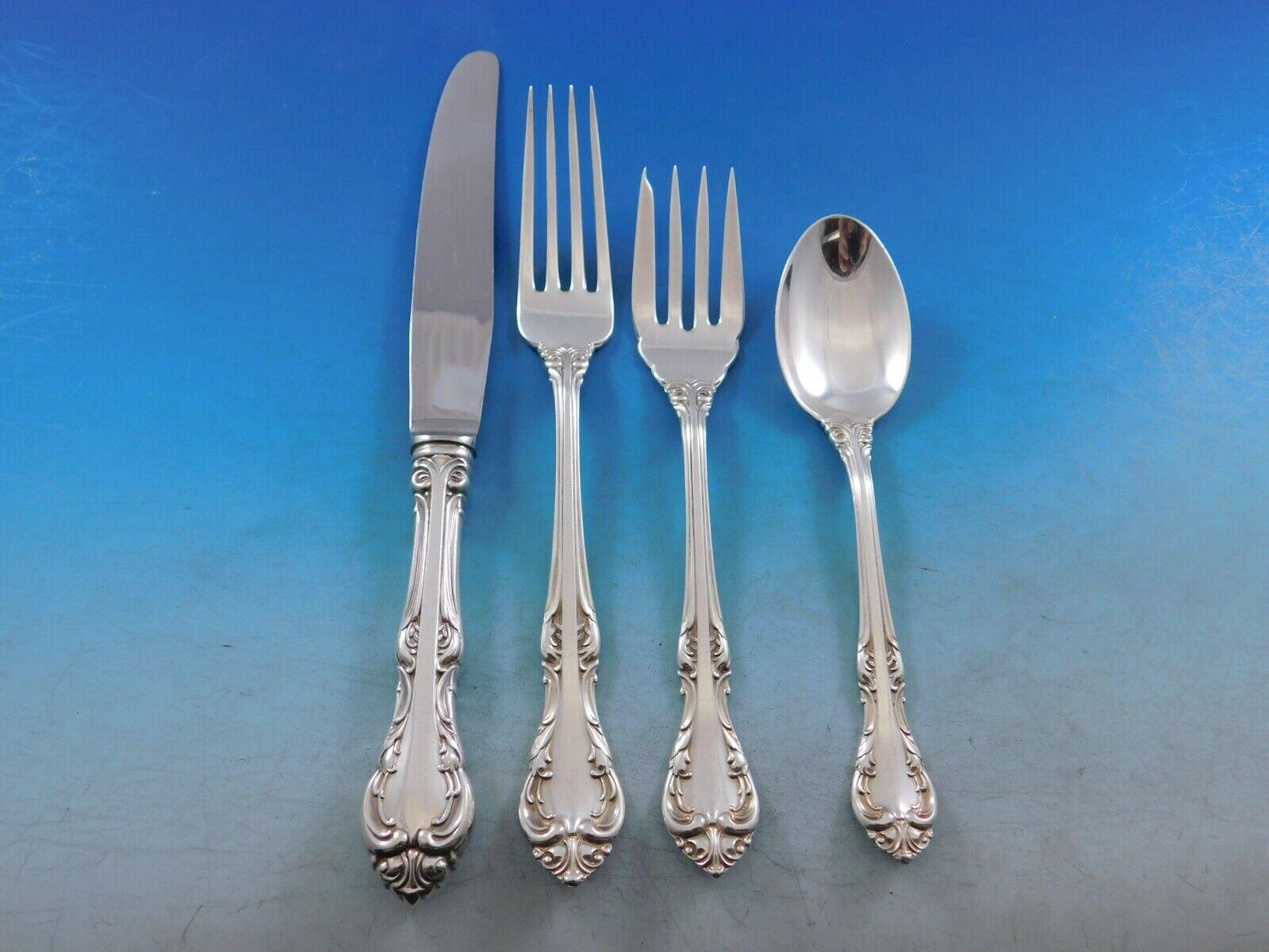 Gorgeous Laurentian by Birks (Canada) sterling silver Flatware set, 49 pieces. This set includes:

8 Knives, 8 5/8