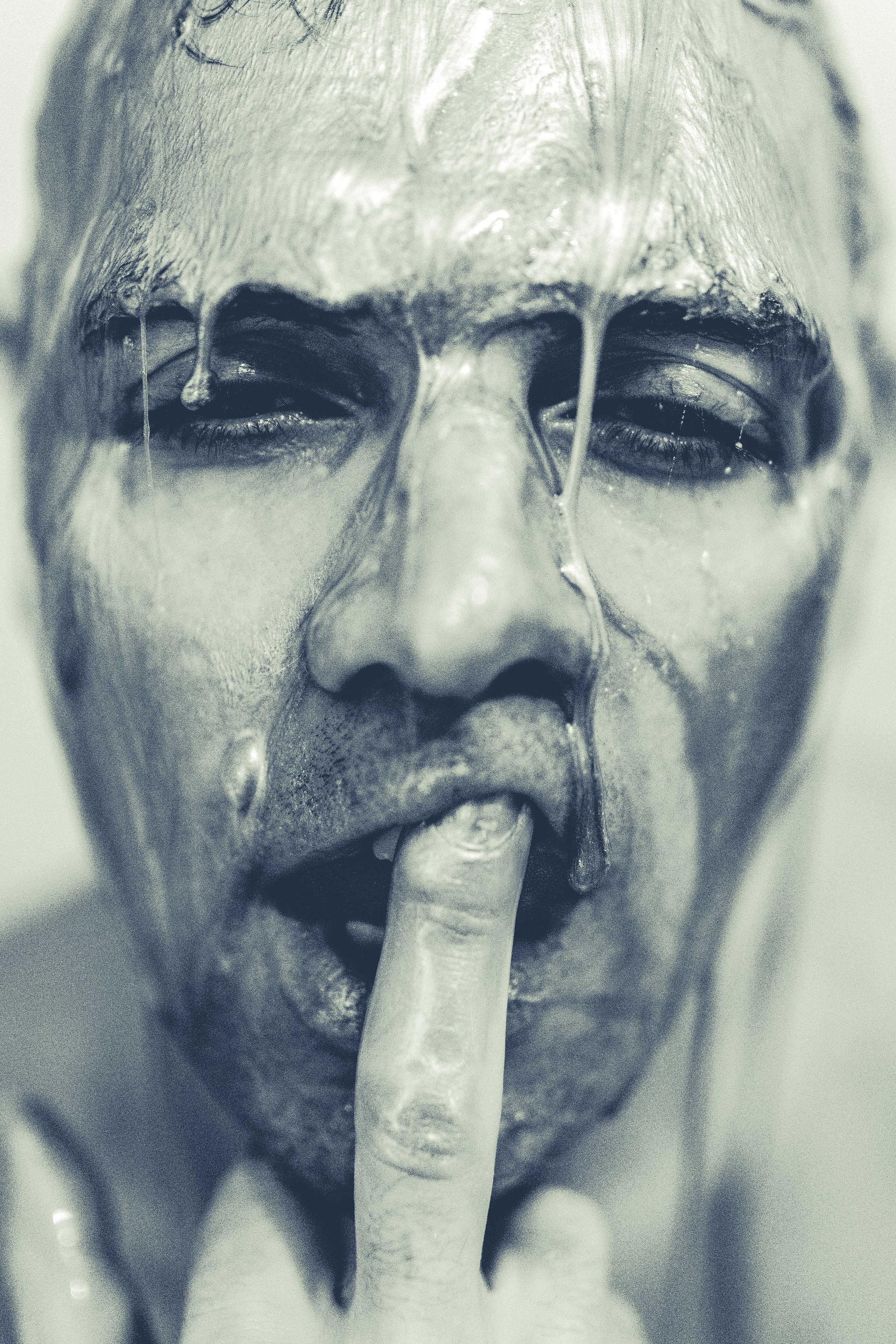 Laurentina Miksys Portrait Photograph –  ''Jeton'' Kunstfotografie Limitierte Auflage Druck 1 von 10