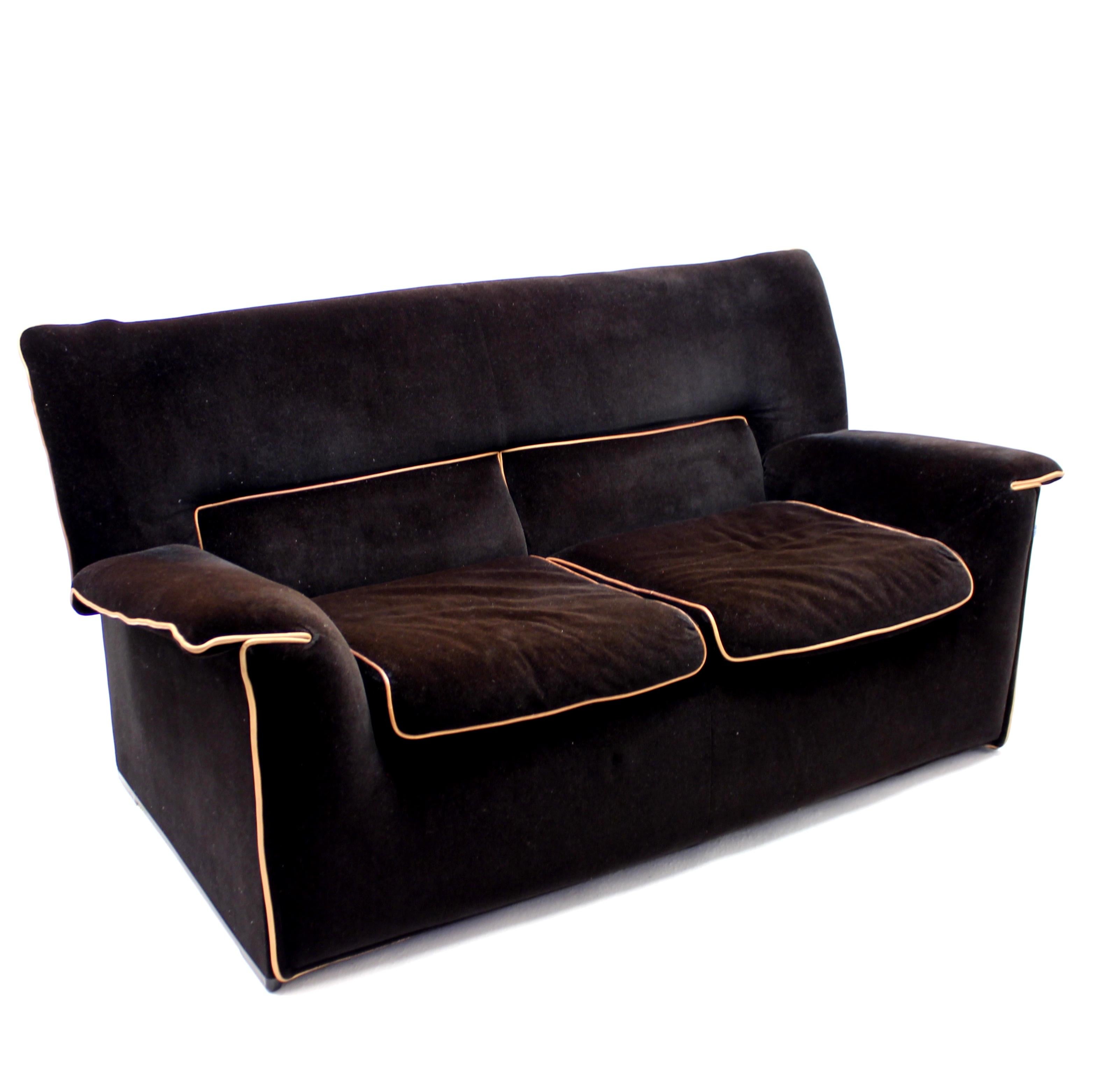 Italian Lauriana Sofa by Afra & Tobia Scarpa for B&B Italia, 1978