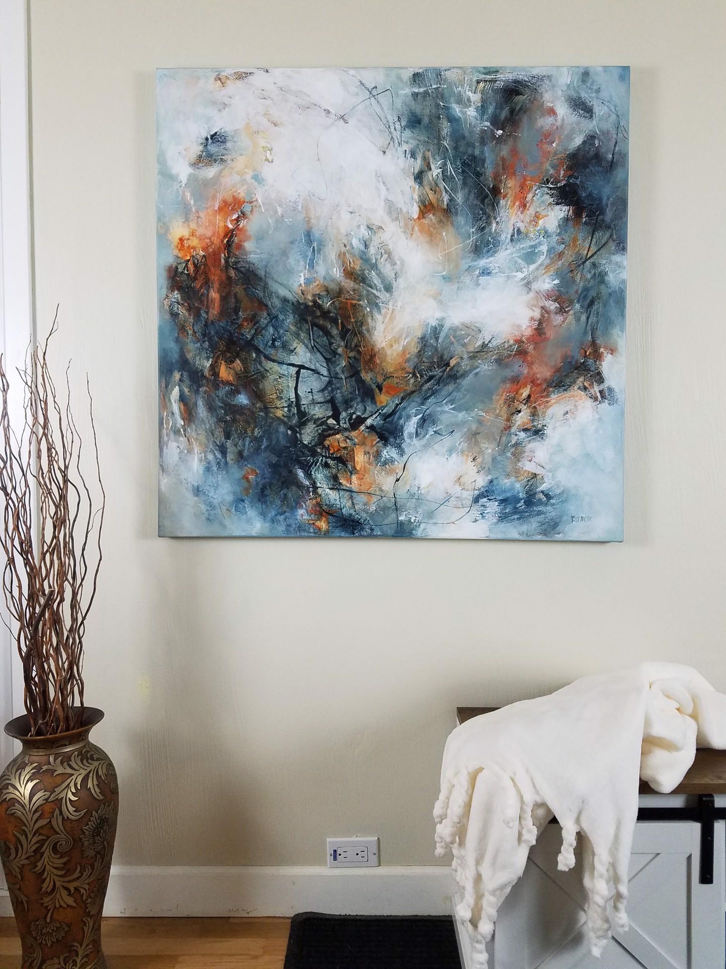 Among the Roots - Peinture contemporaine aux belles couleurs (Bleu + Orange + Blanc) - Gris Landscape Painting par Laurie Barmore