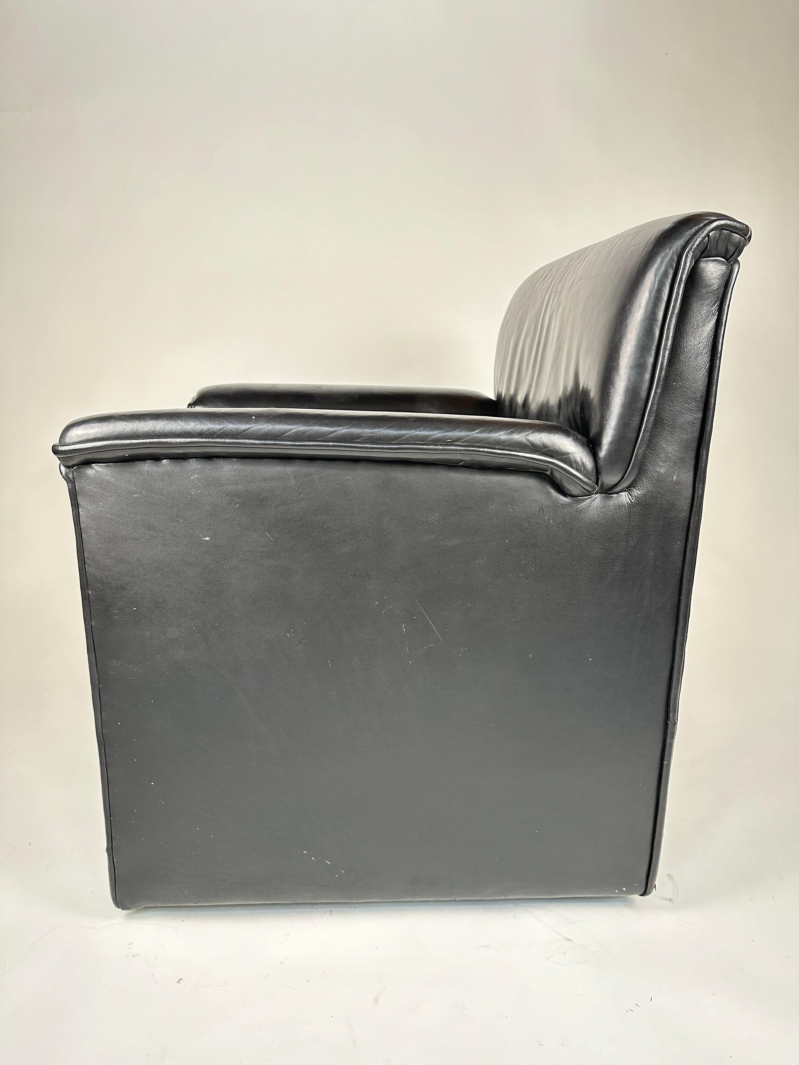 20th Century Laurina Lounge Chair by Afra & Tobia Scarpa for B&B Italia For Sale