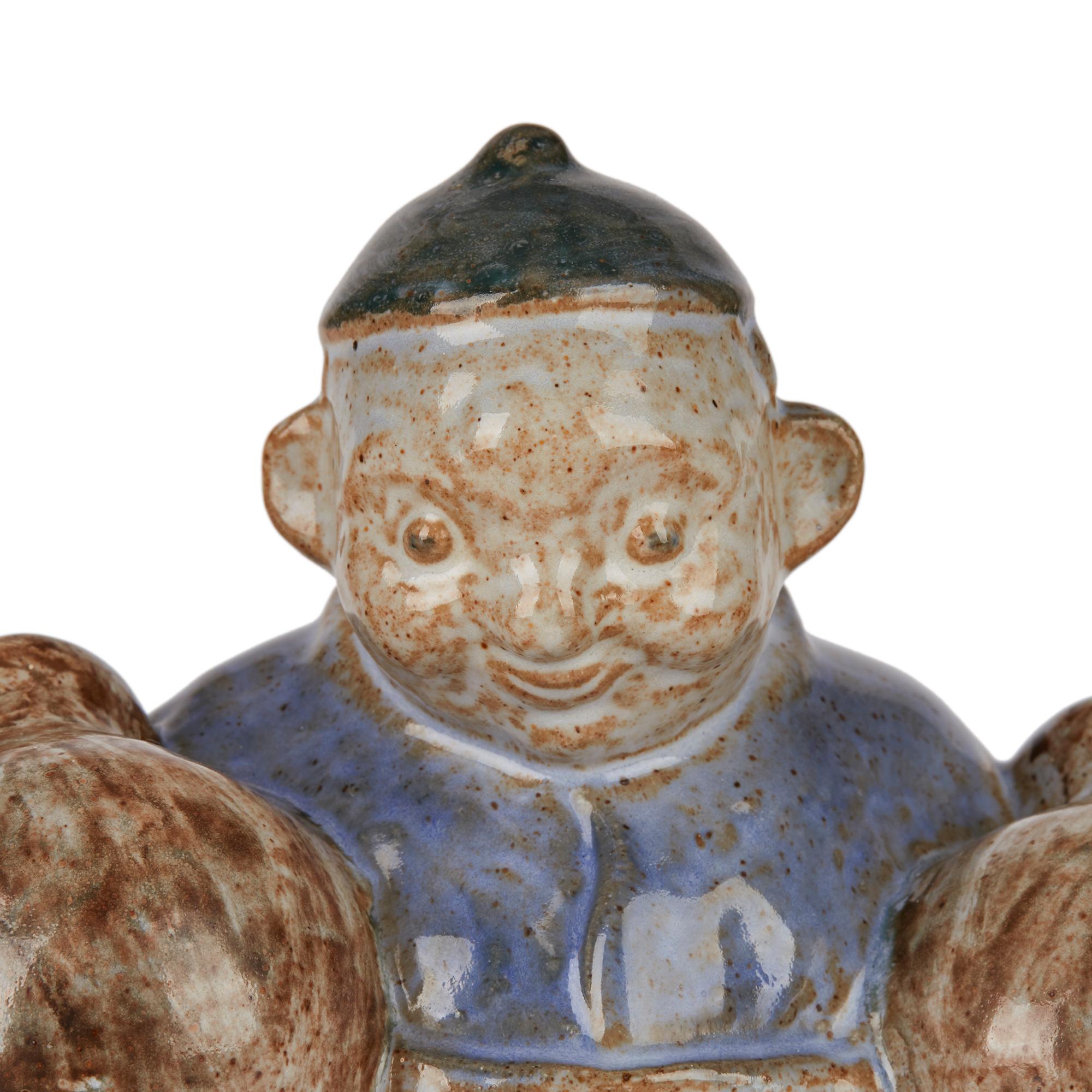 Lauritz Adolph Hjorth Dänisch Midcentury Keramik Asiatische Figur Tragetöpfe (Moderne der Mitte des Jahrhunderts) im Angebot