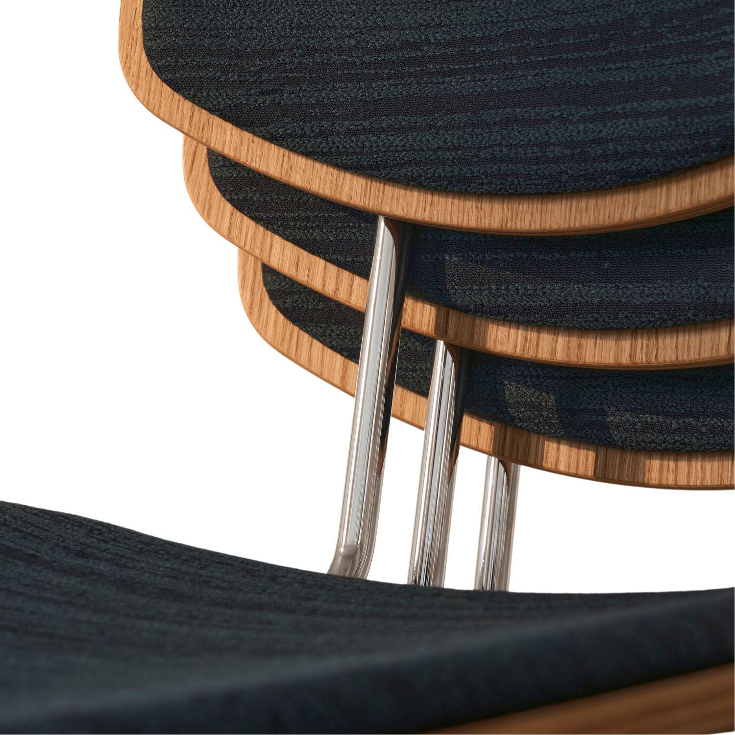Contemporary Lauritzen 'VLA26 Vega' Chair in Black Steel, Oak & Leather for Carl Hansen & Son For Sale
