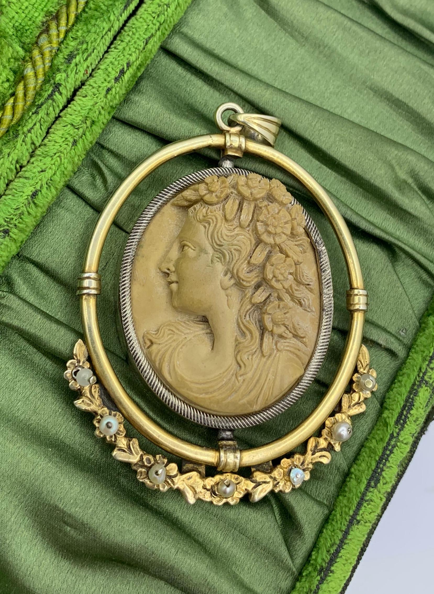 Femenino o masculino Collar Colgante de Perlas de Camafeo de Lava Guirnalda Floral Antigua Victoriana en venta