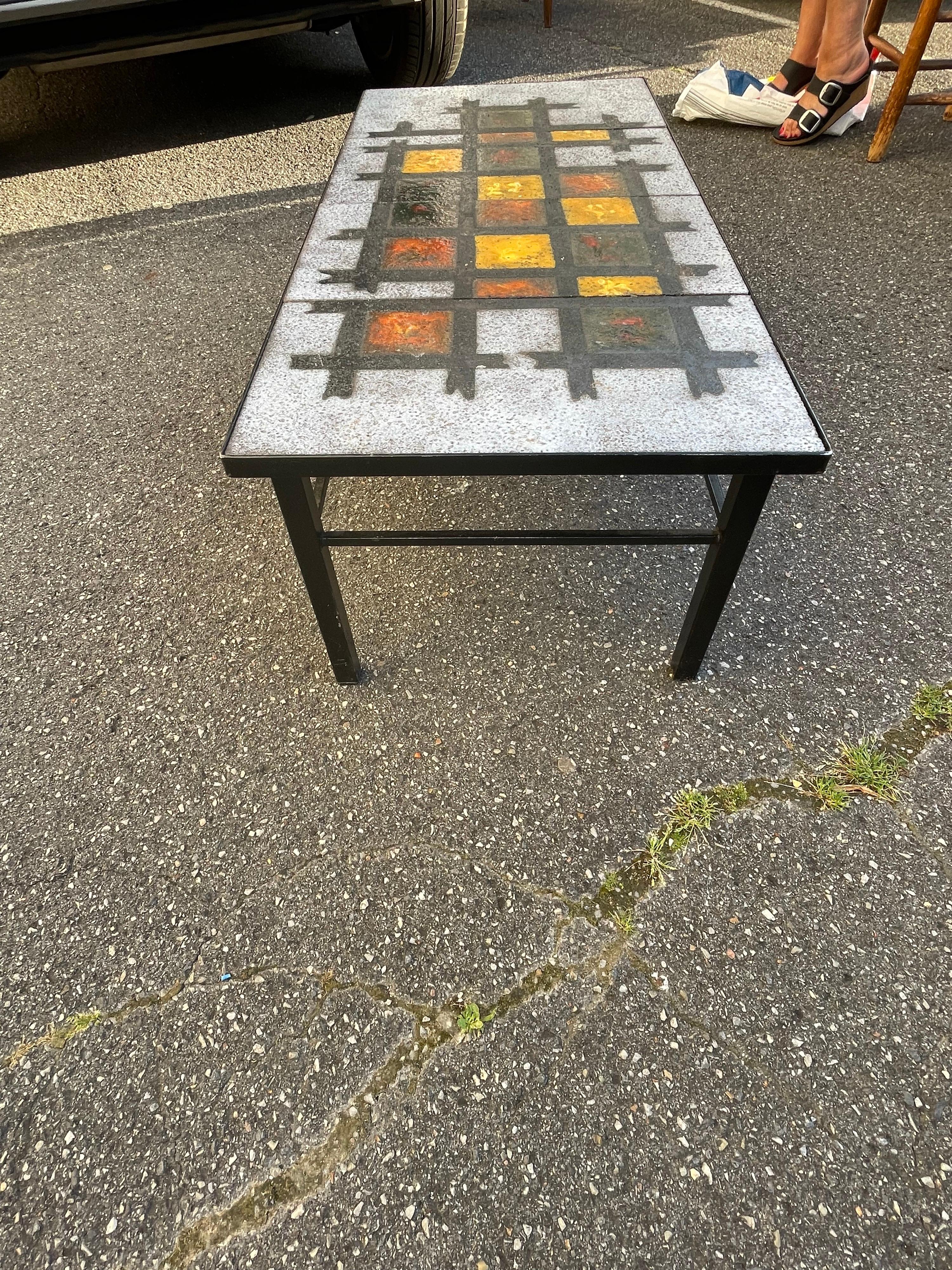 Moderne Table Basse en Lava en vente