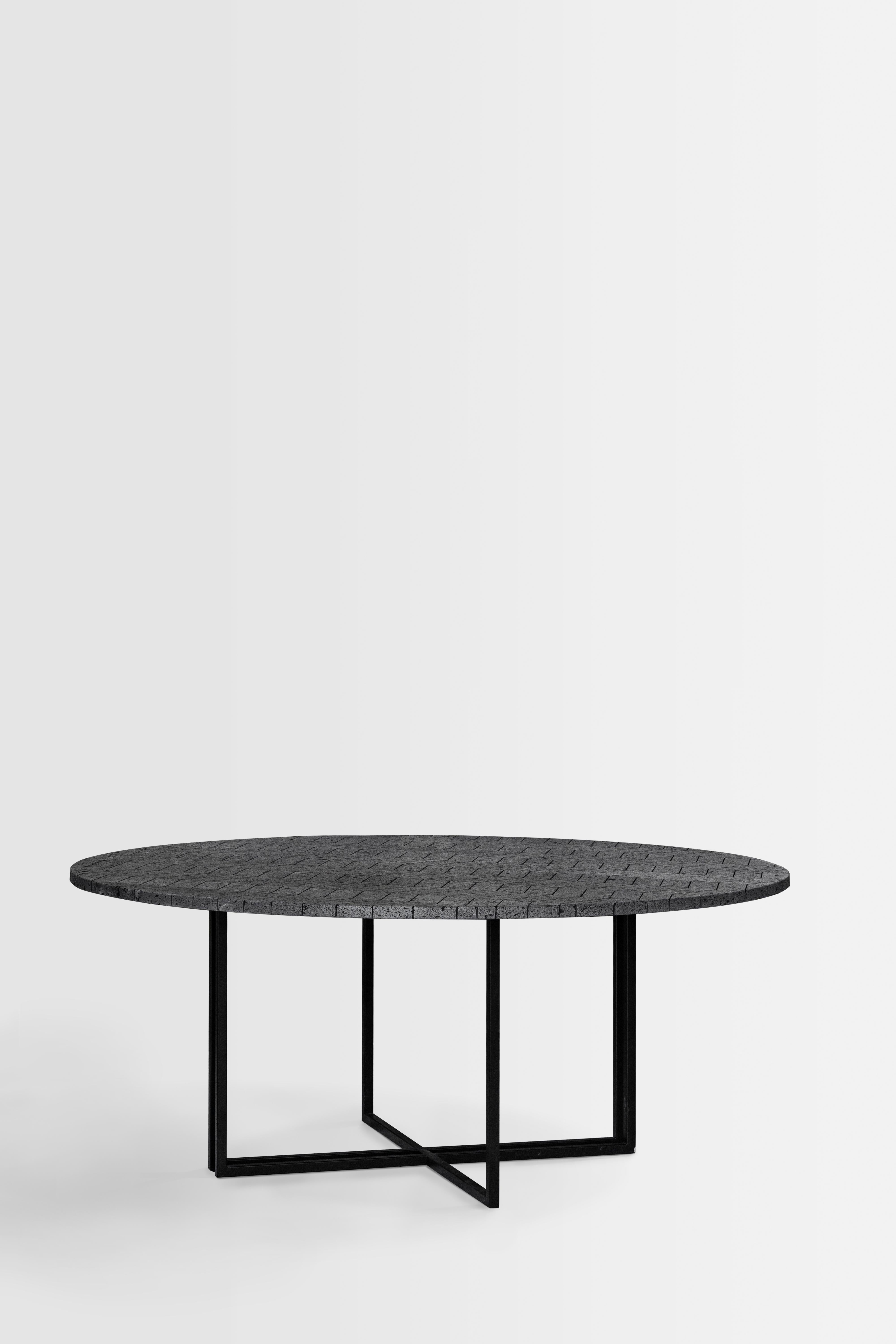 Mexican Lava Dining Table Circular 1.4 M For Sale