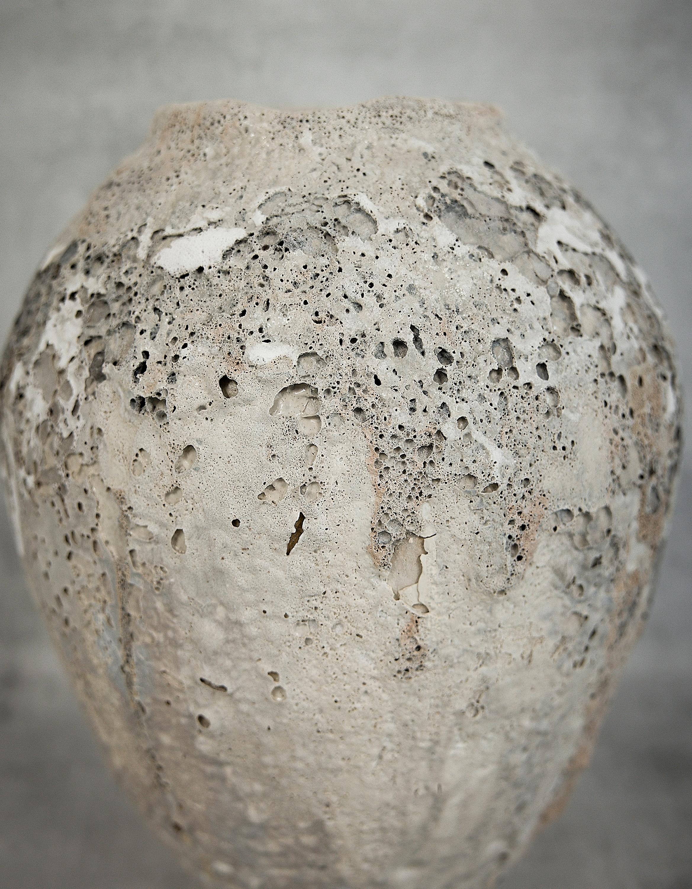 Lava Floor Vase In New Condition For Sale In Van Nuys, CA