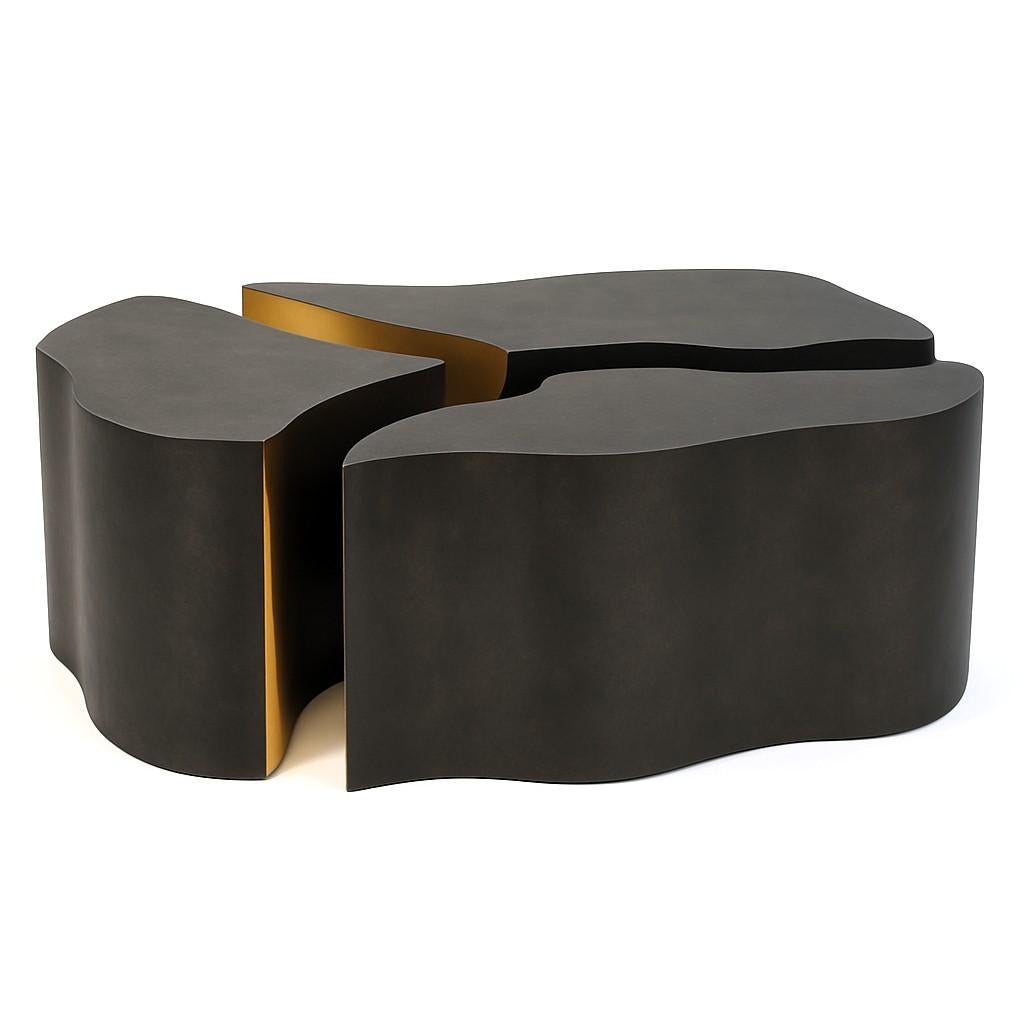 Lava Interlocking Coffee Table in Matte Black Lacquer with Brushed Brass Finish im Zustand „Neu“ in NEW YORK, NY